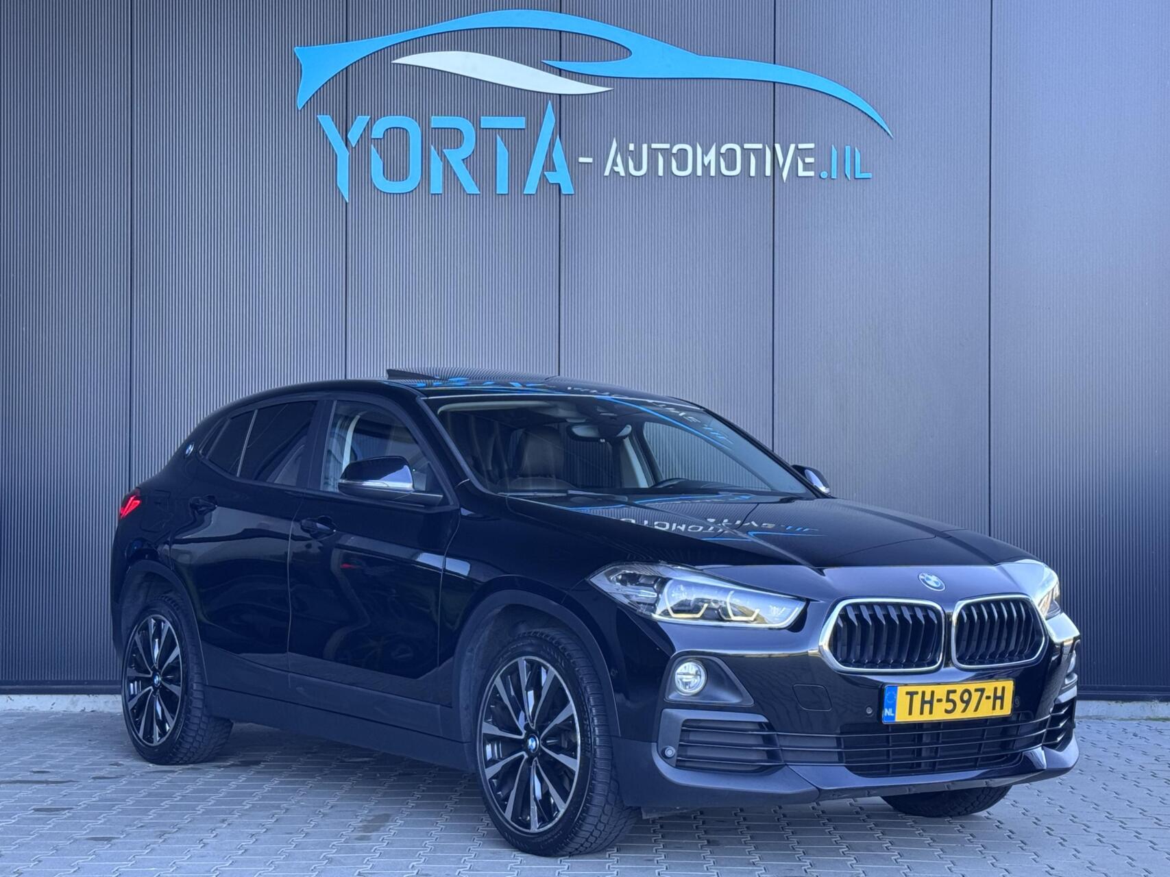 Foto van BMW X2 Sdrive20i