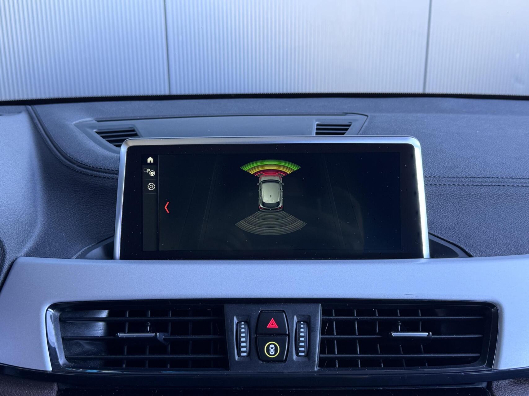 Foto van BMW X2 Sdrive20i