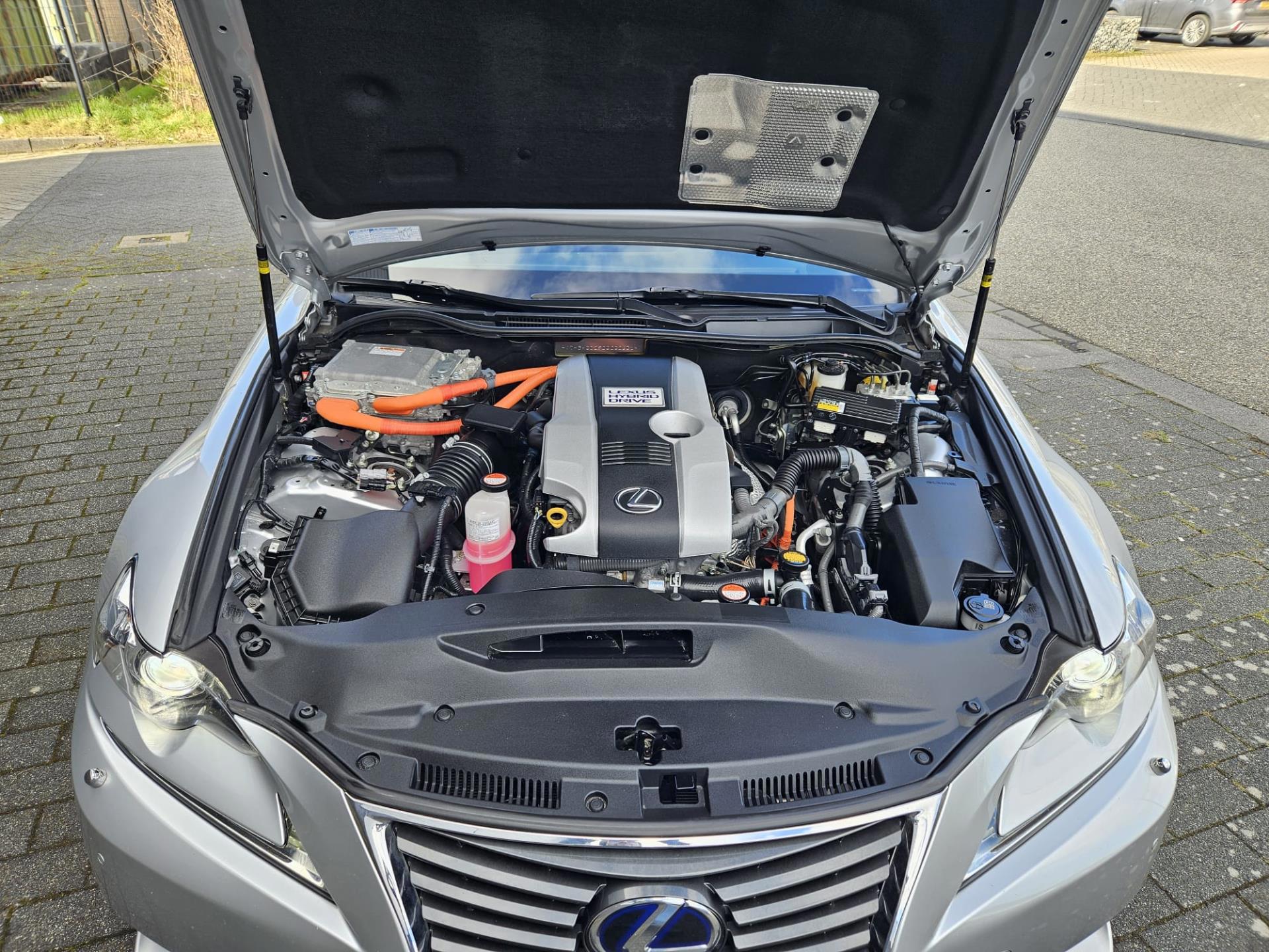 Foto van Lexus Lexus Is300h