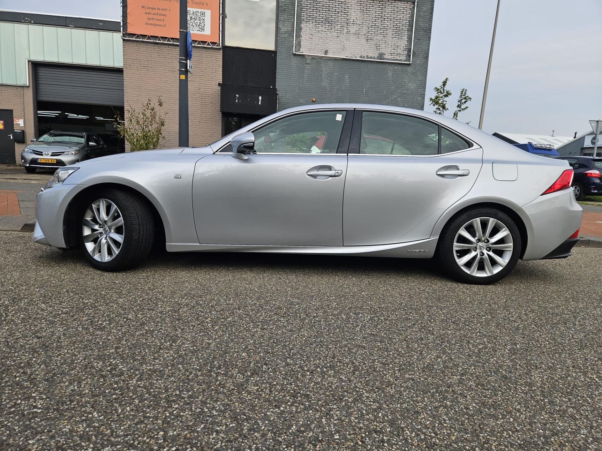 Foto van Lexus Lexus Is300h