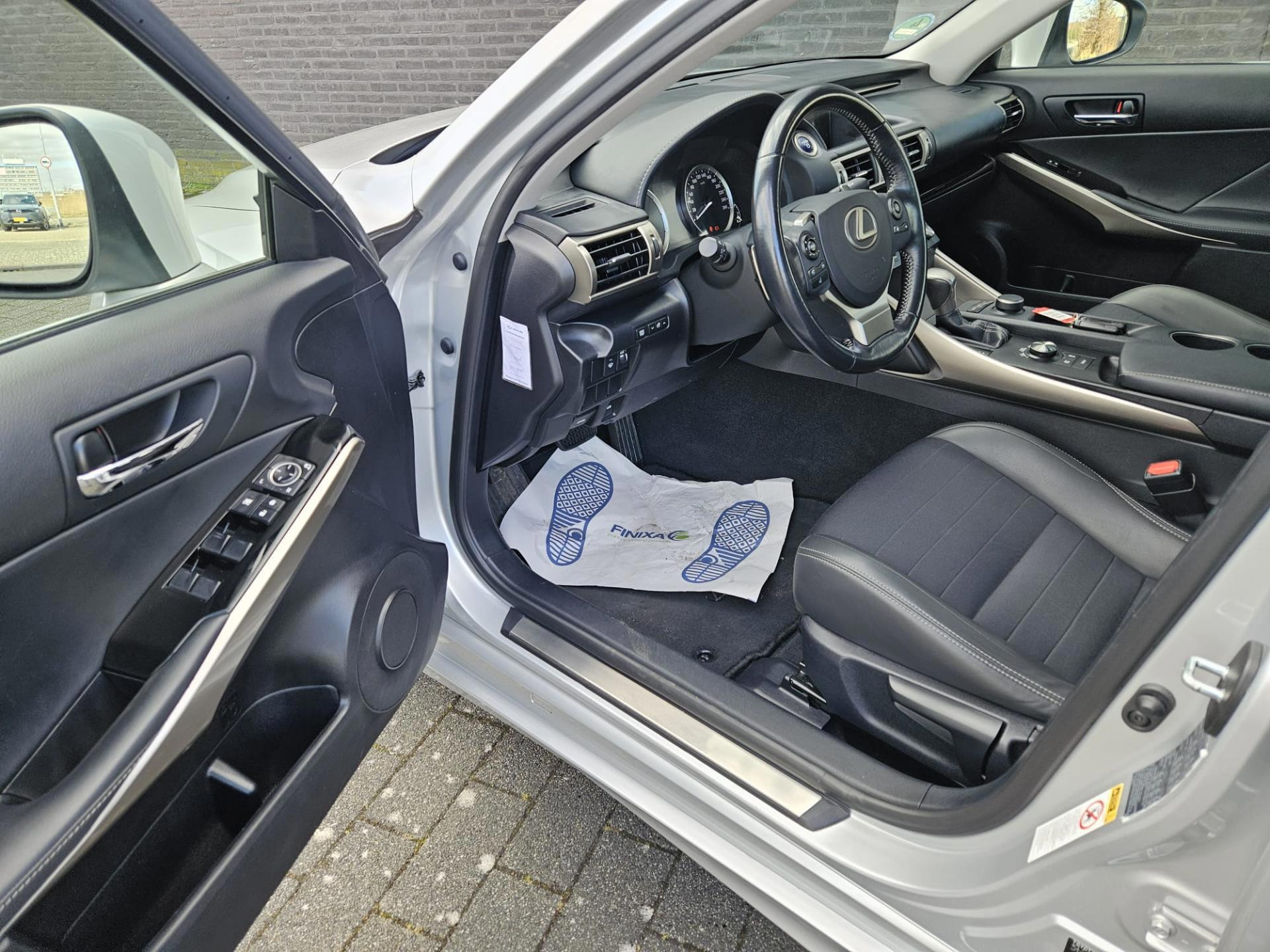 Foto van Lexus Lexus Is300h