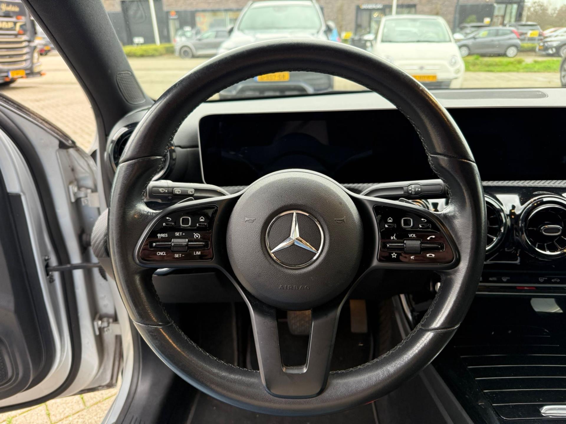 Foto van Mercedes-Benz A 200