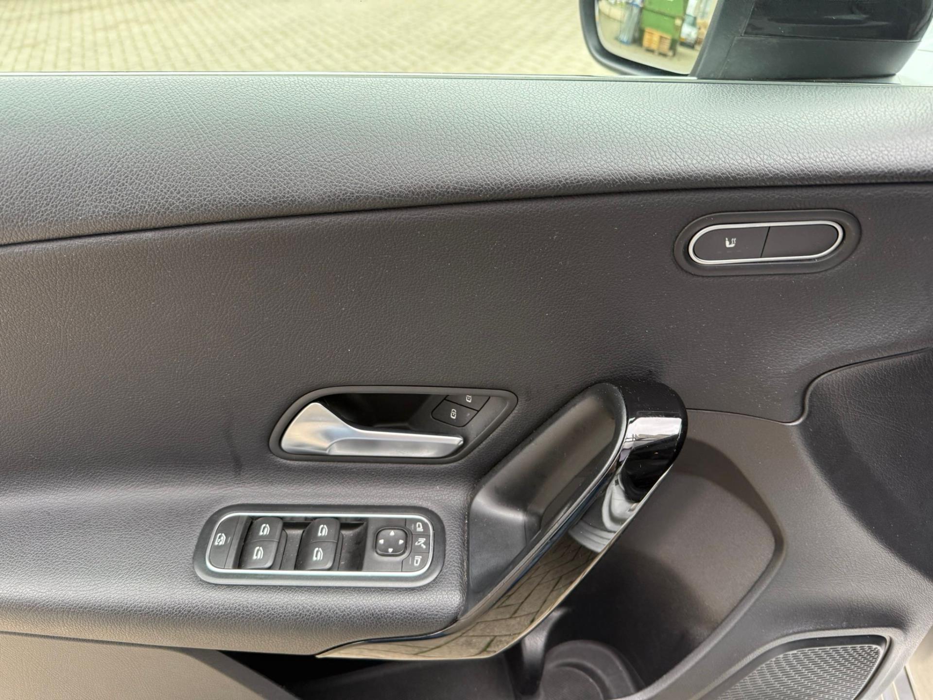 Foto van Mercedes-Benz A 200