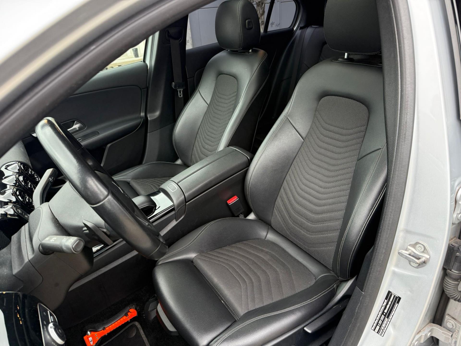 Foto van Mercedes-Benz A 200