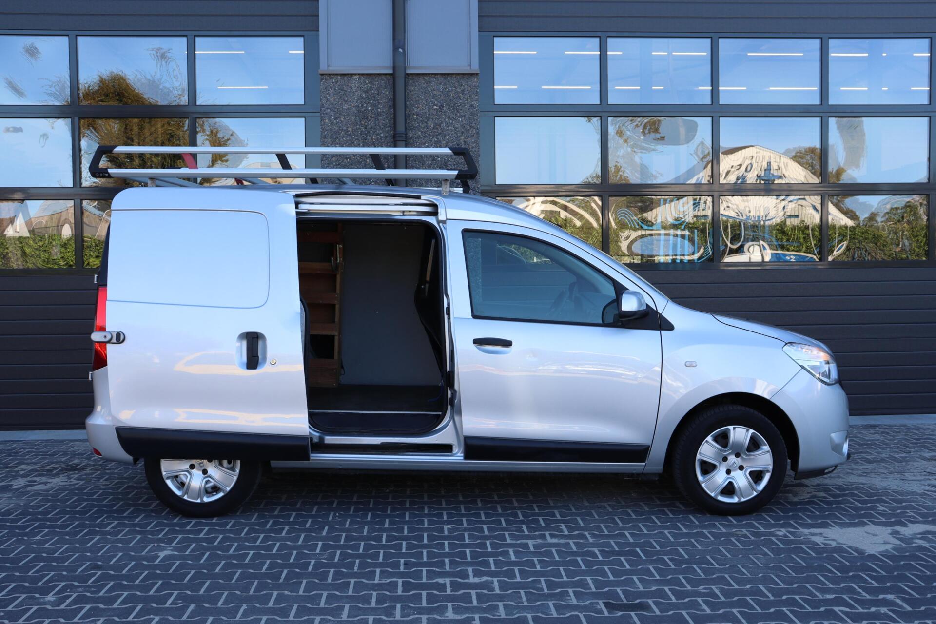 Foto van Dacia Dokker