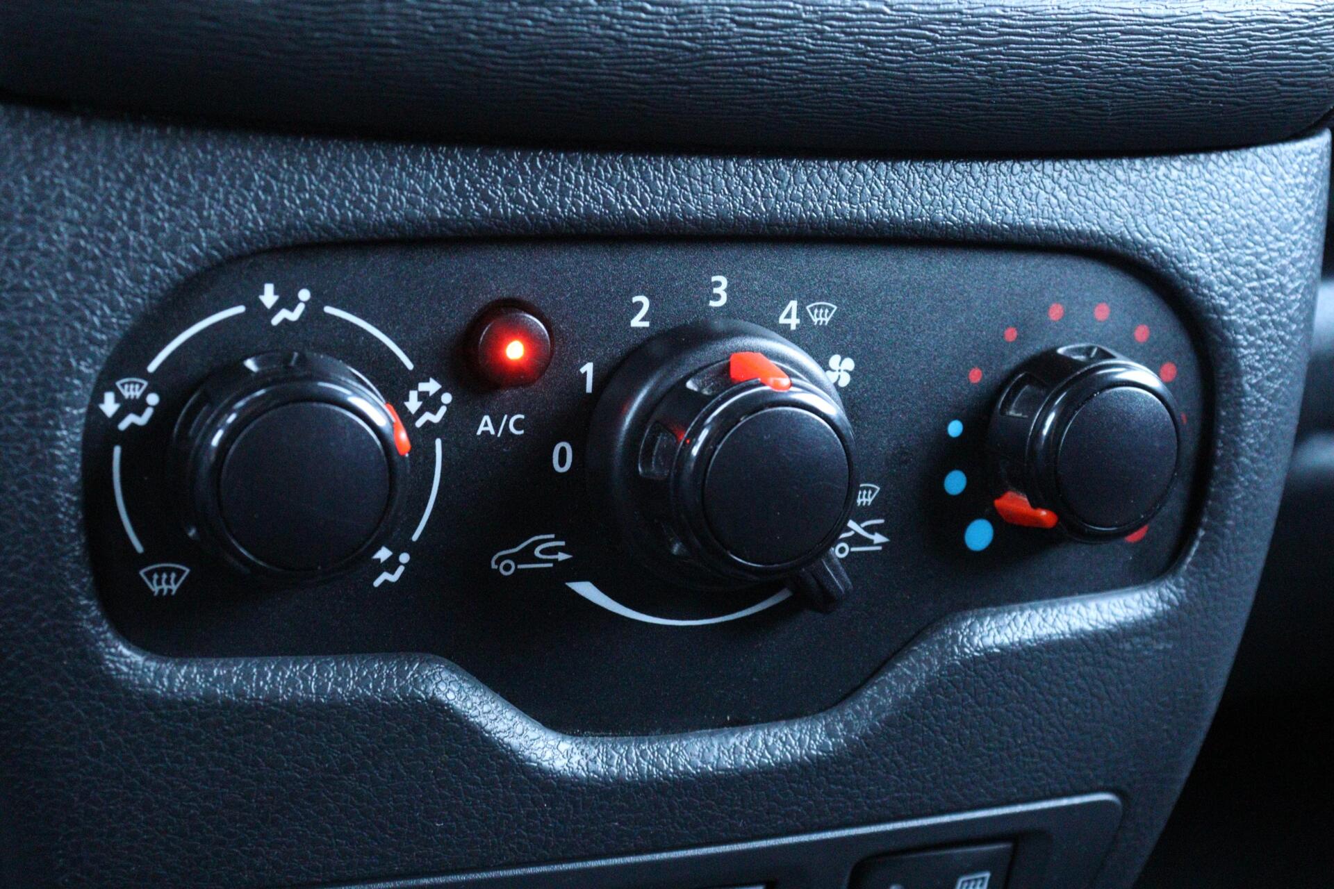 Foto van Dacia Dokker