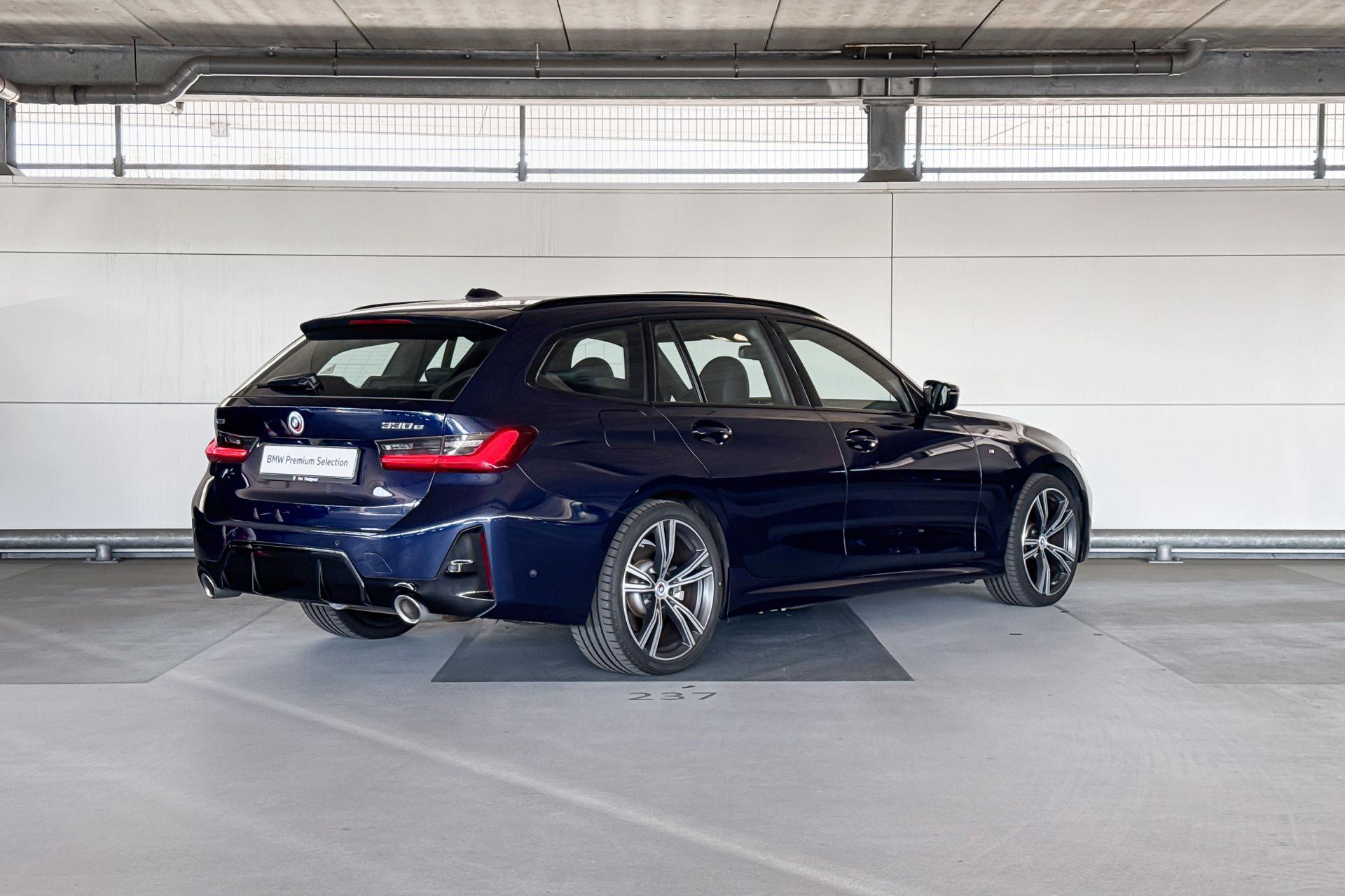 Foto van BMW 330e xDrive