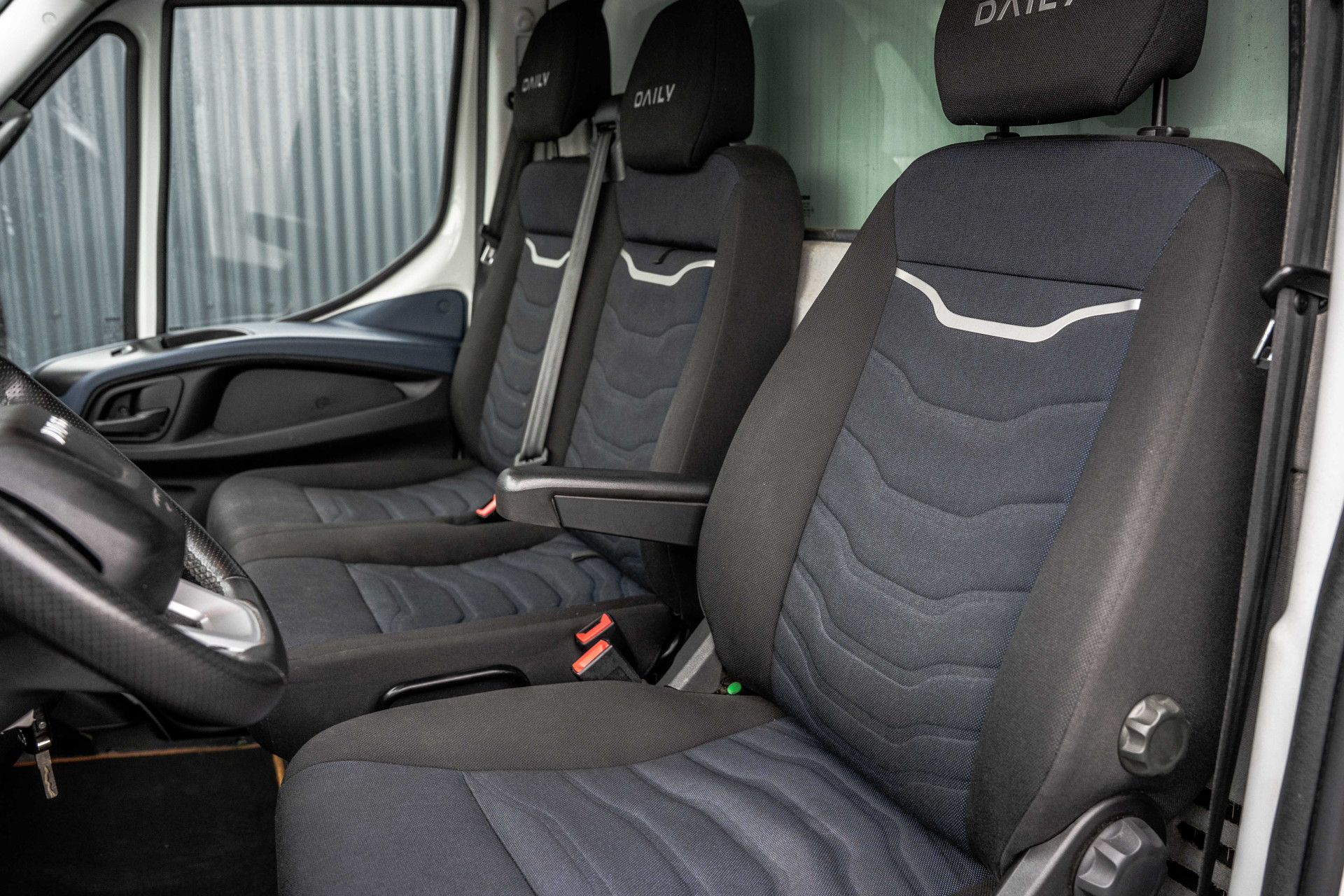Foto van Iveco 35c18