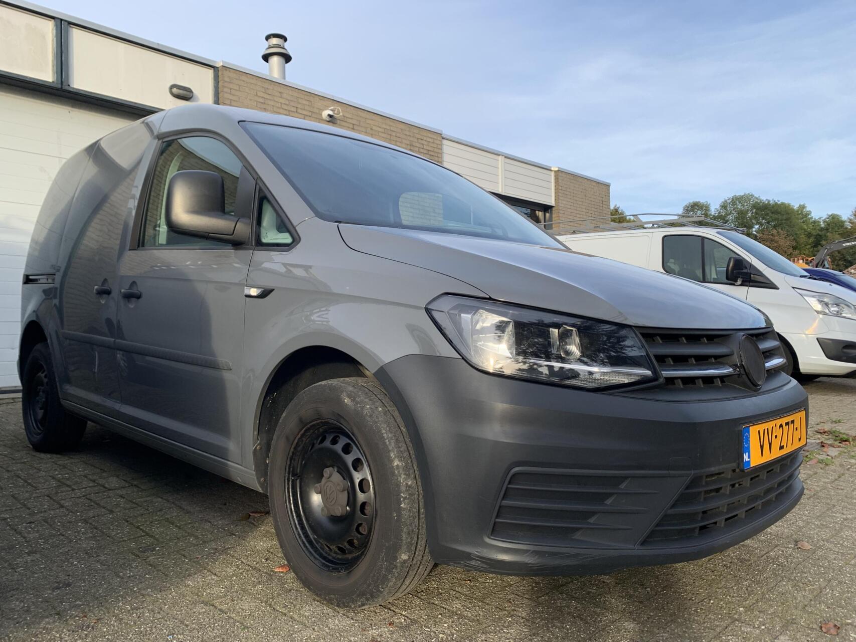 Volkswagen Caddy 2.0 TDI L1H1 BMT Trendline NAP Airco Trekhaak 2016 - voorkant