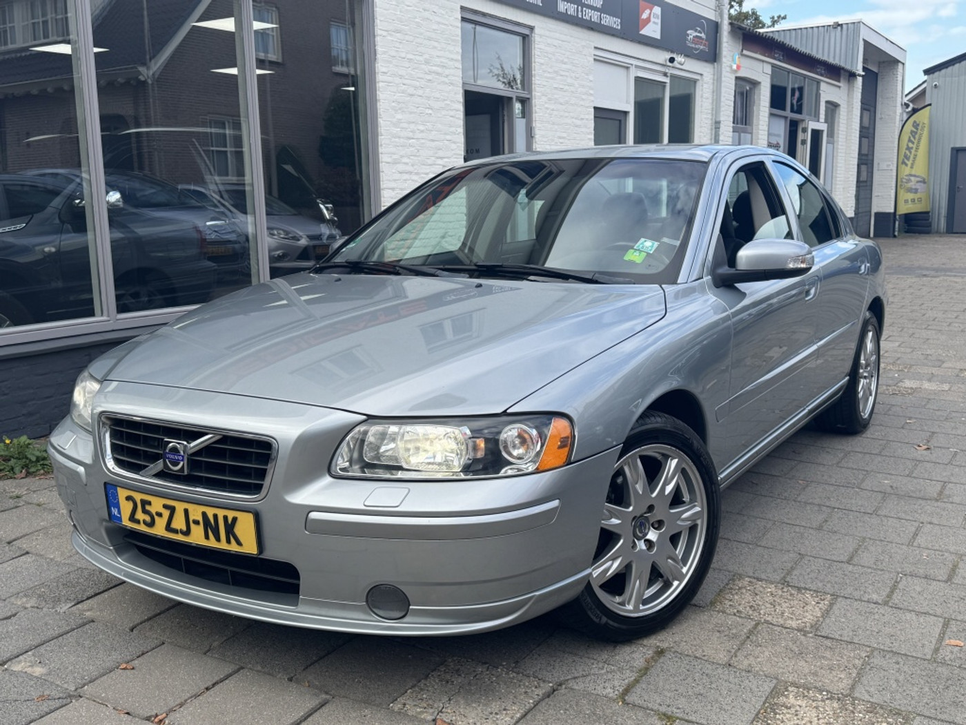 Volvo S60 2.4 Drivers Edition*NW-Distributie*TOPSTAAT* 2008 - voorkant