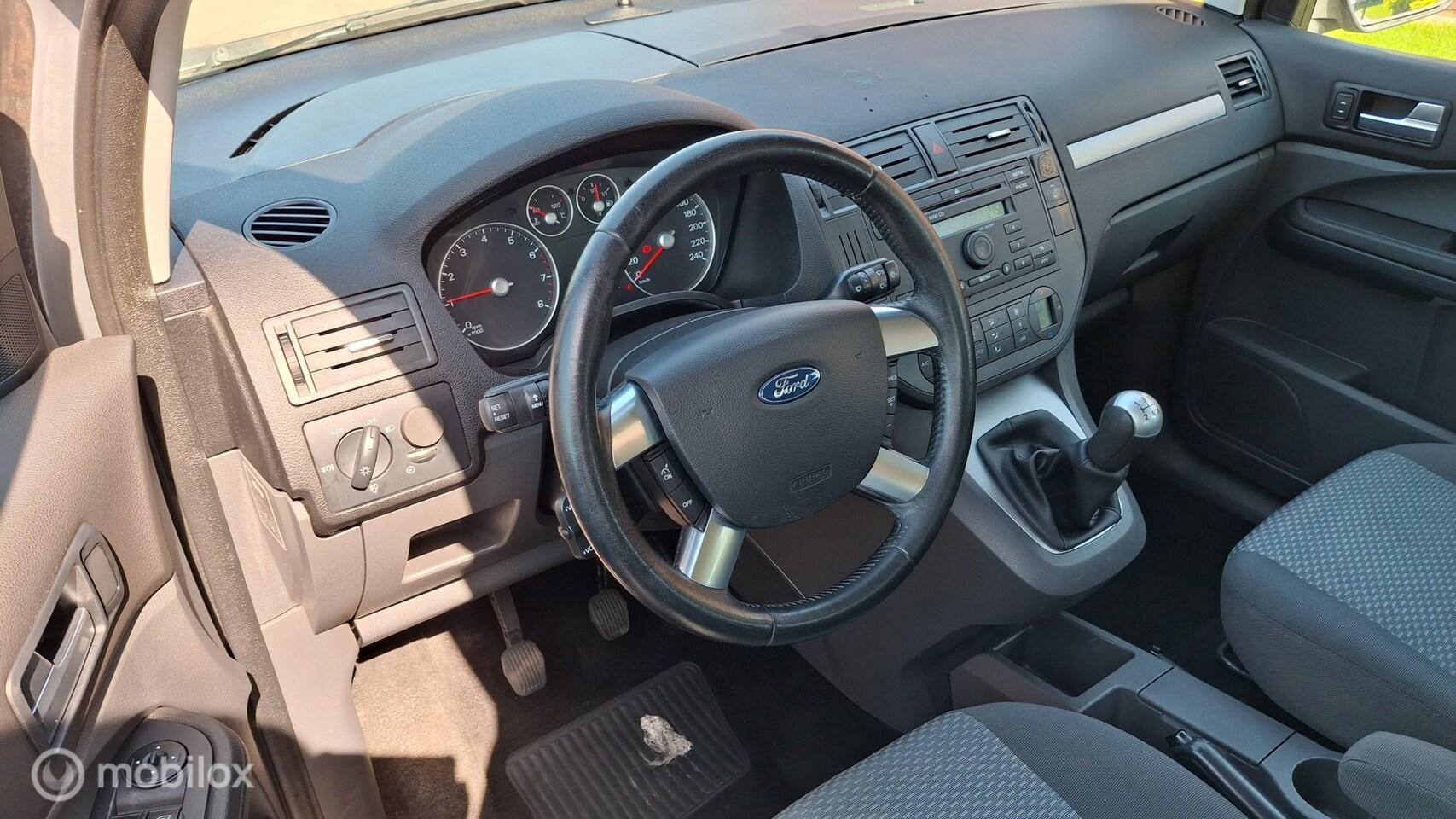 Foto van Ford Focus C-max