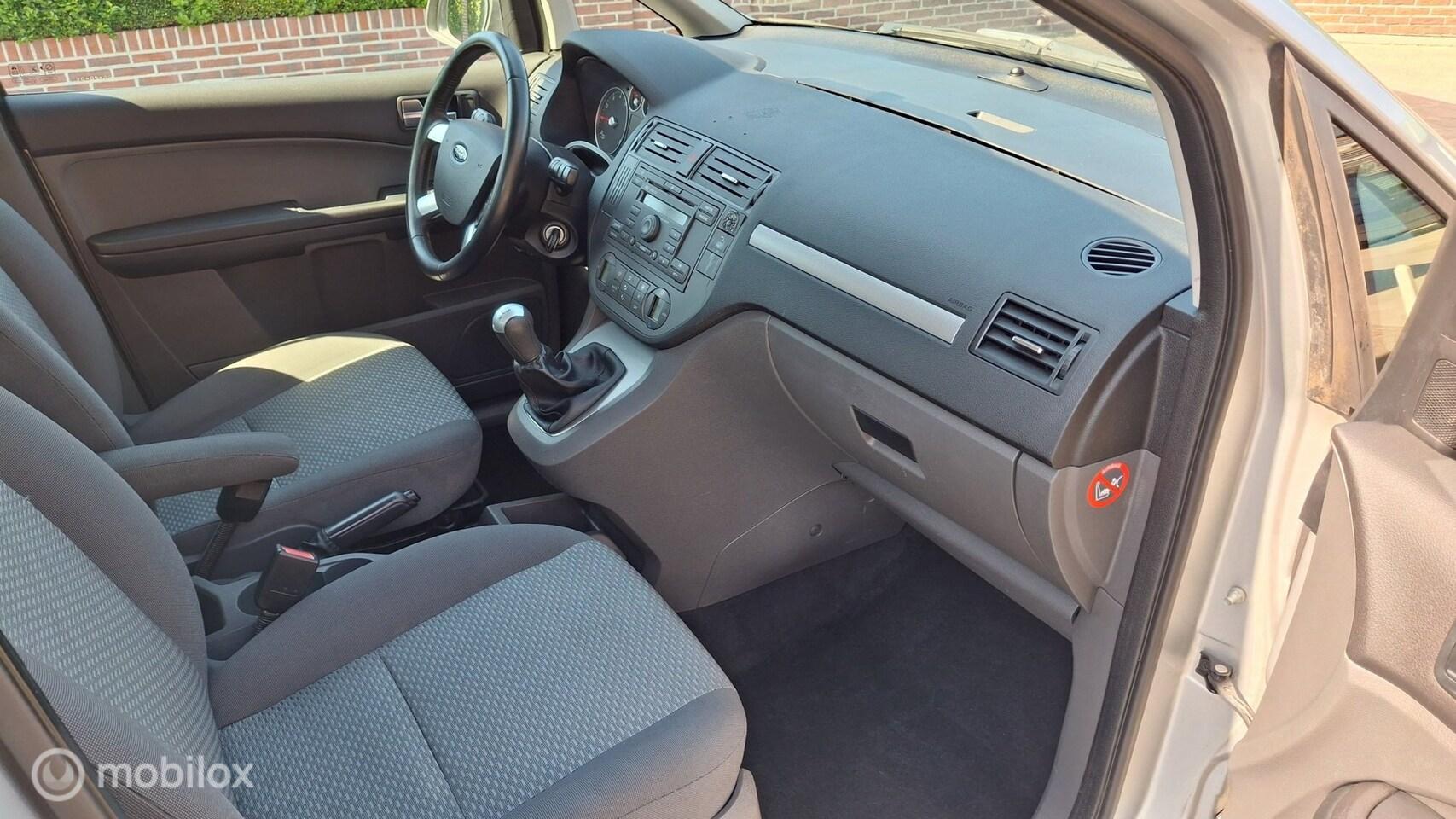 Foto van Ford Focus C-max