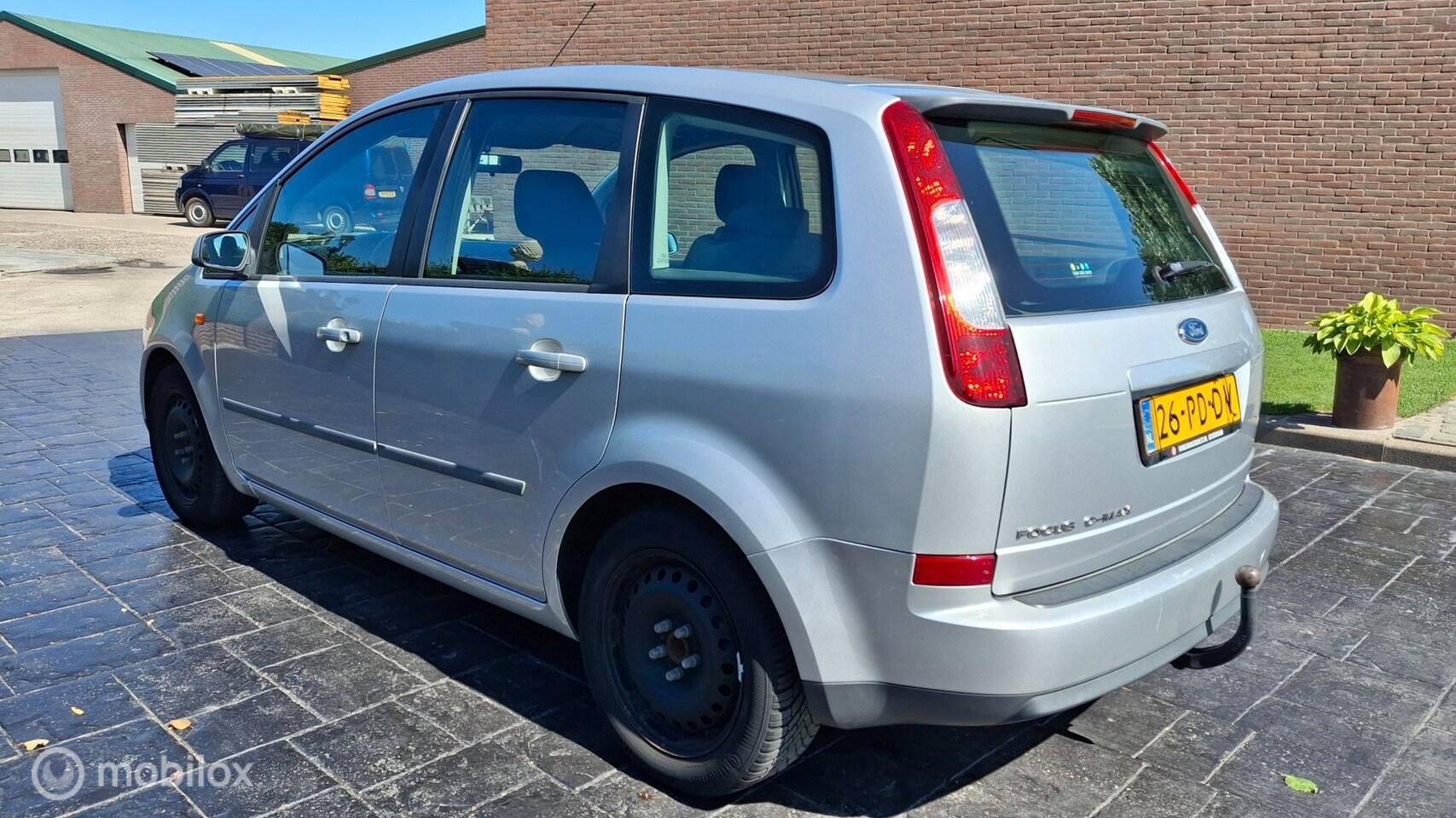 Foto van Ford Focus C-max