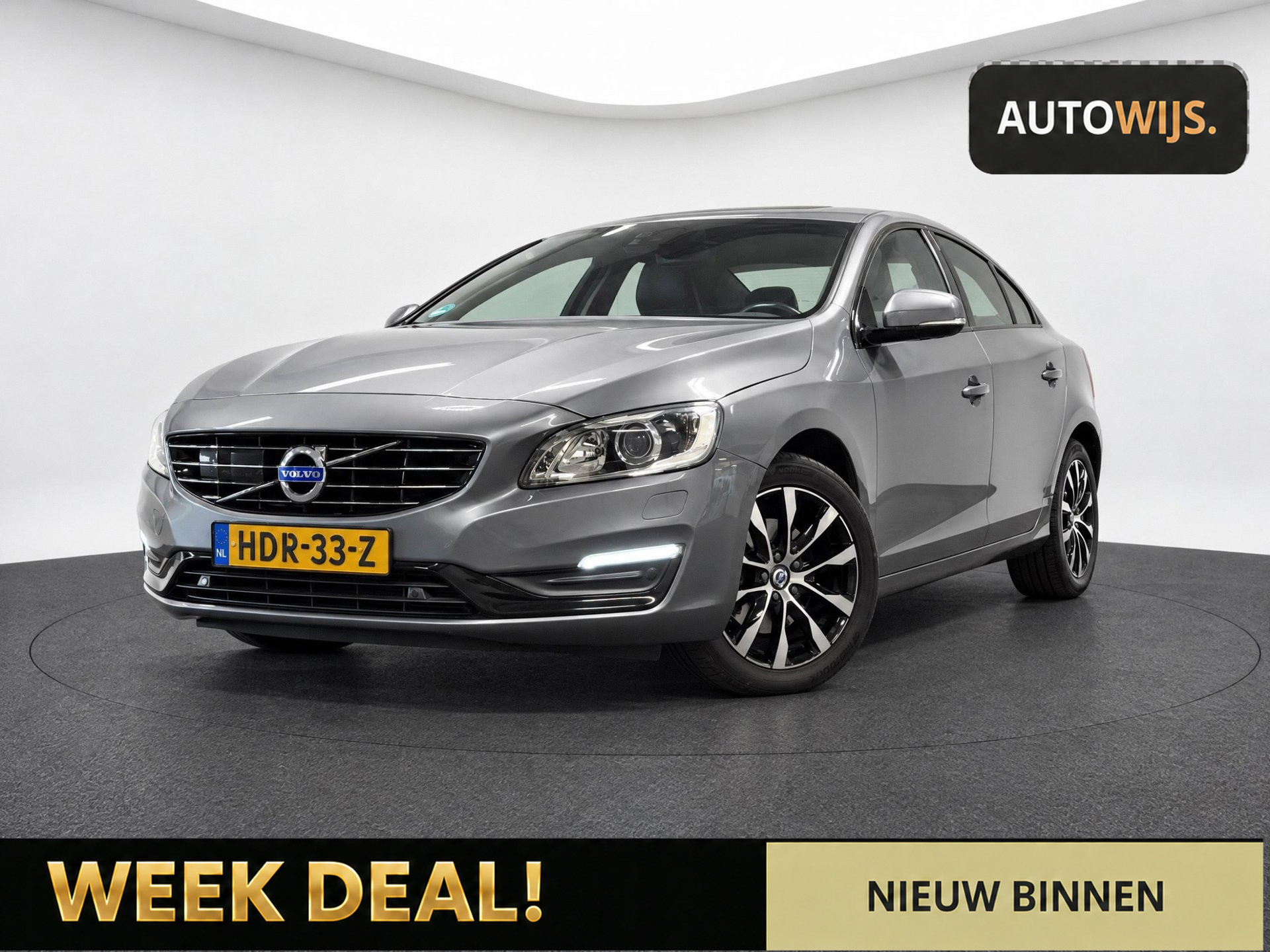 Volvo S60 1.5 T3 Polar+|AUT|152PK|CAMERA|LEDER|GOED ONDERHOUDEN 2017 - voorkant