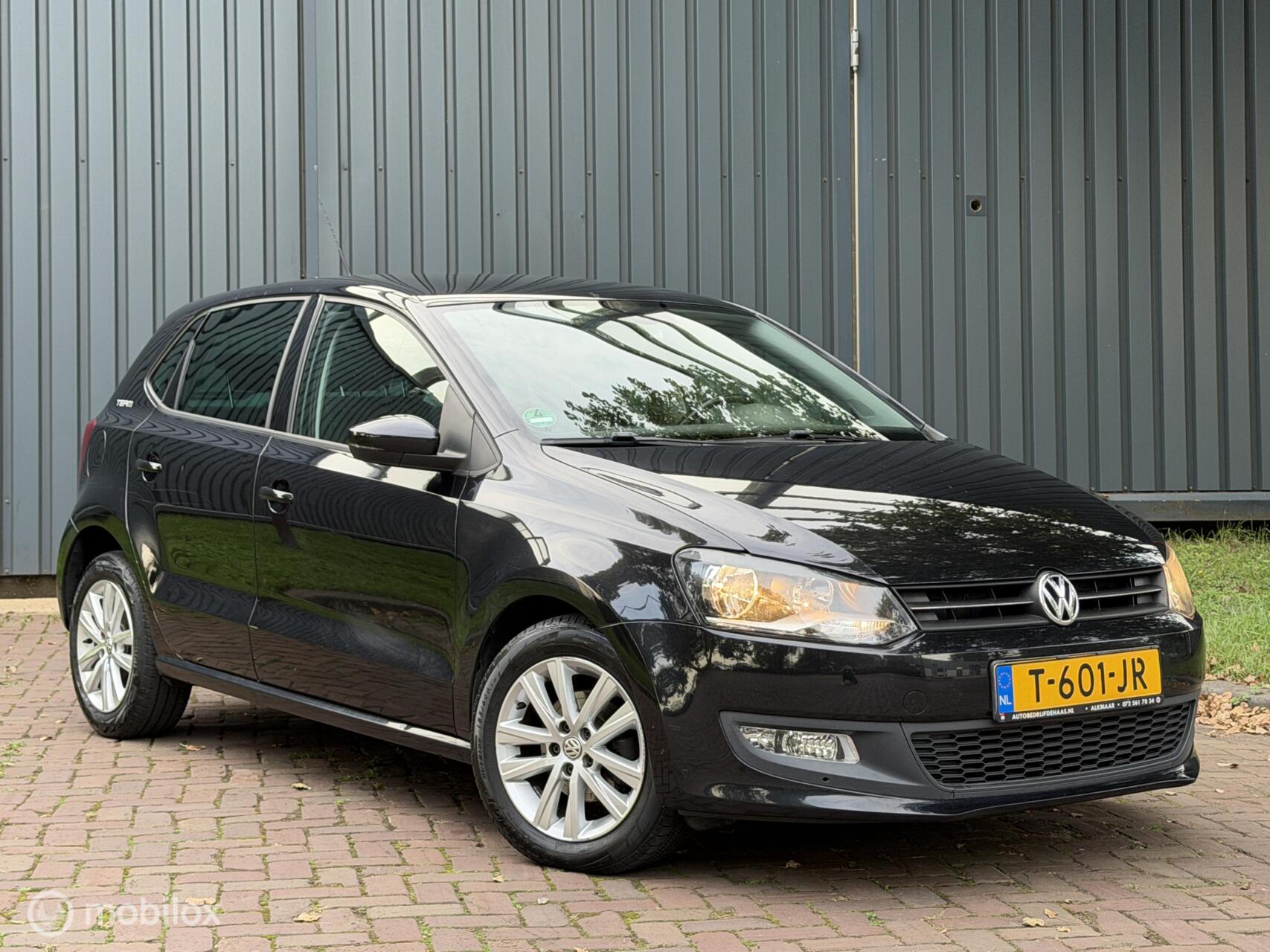 Volkswagen Polo 1.2-12V BlueMotion Team Airco|Stoelverw|Pdc| 2011 - voorkant