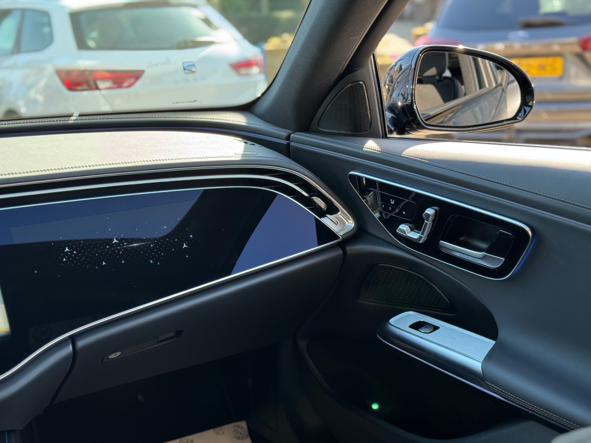 Foto van Mercedes-Benz E 200
