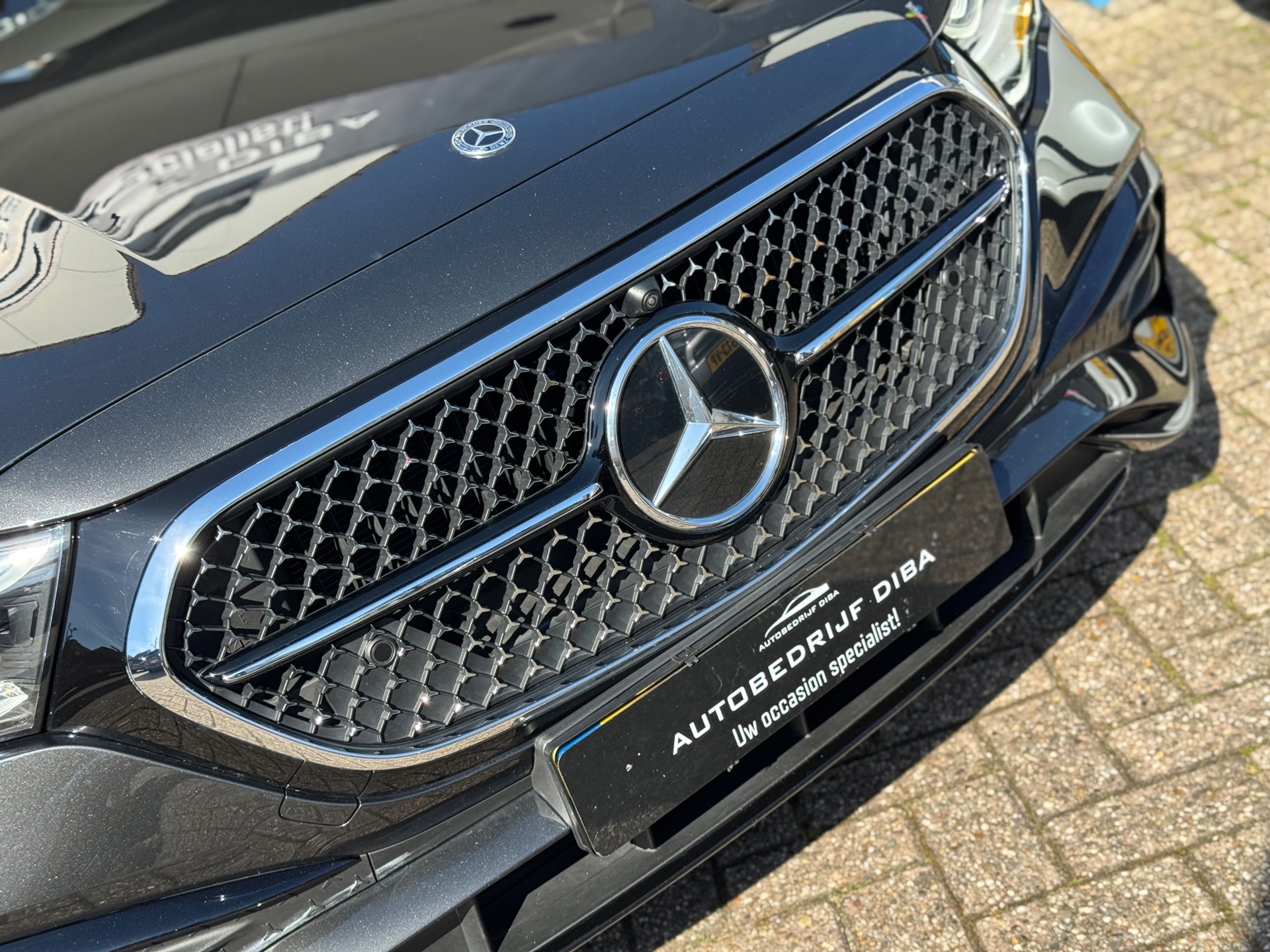 Foto van Mercedes-Benz E 200