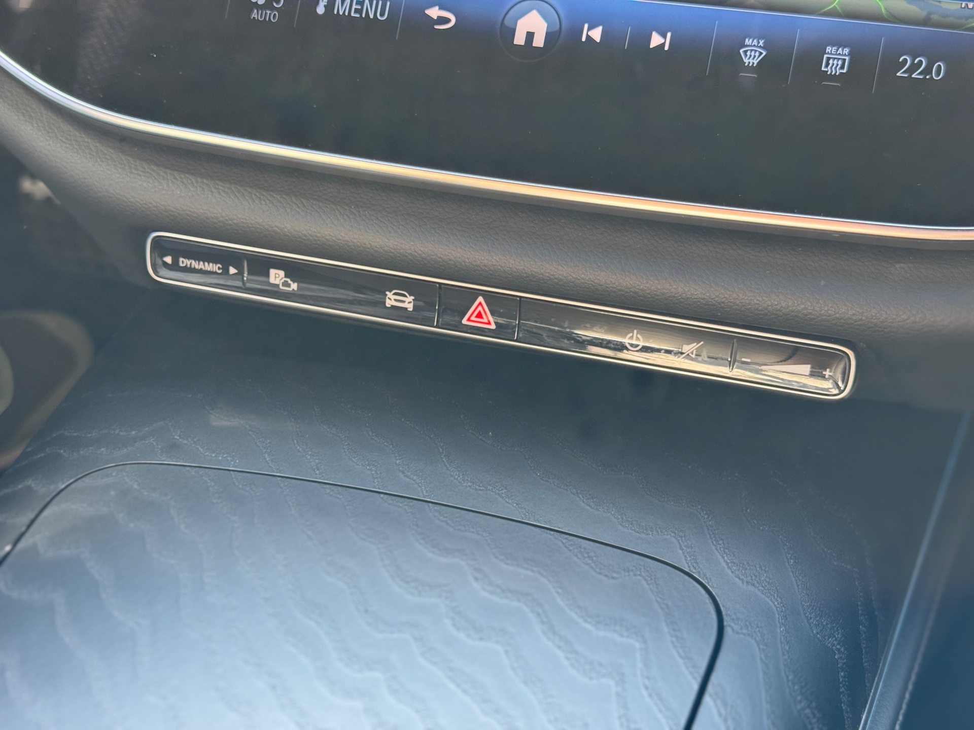 Foto van Mercedes-Benz E 200