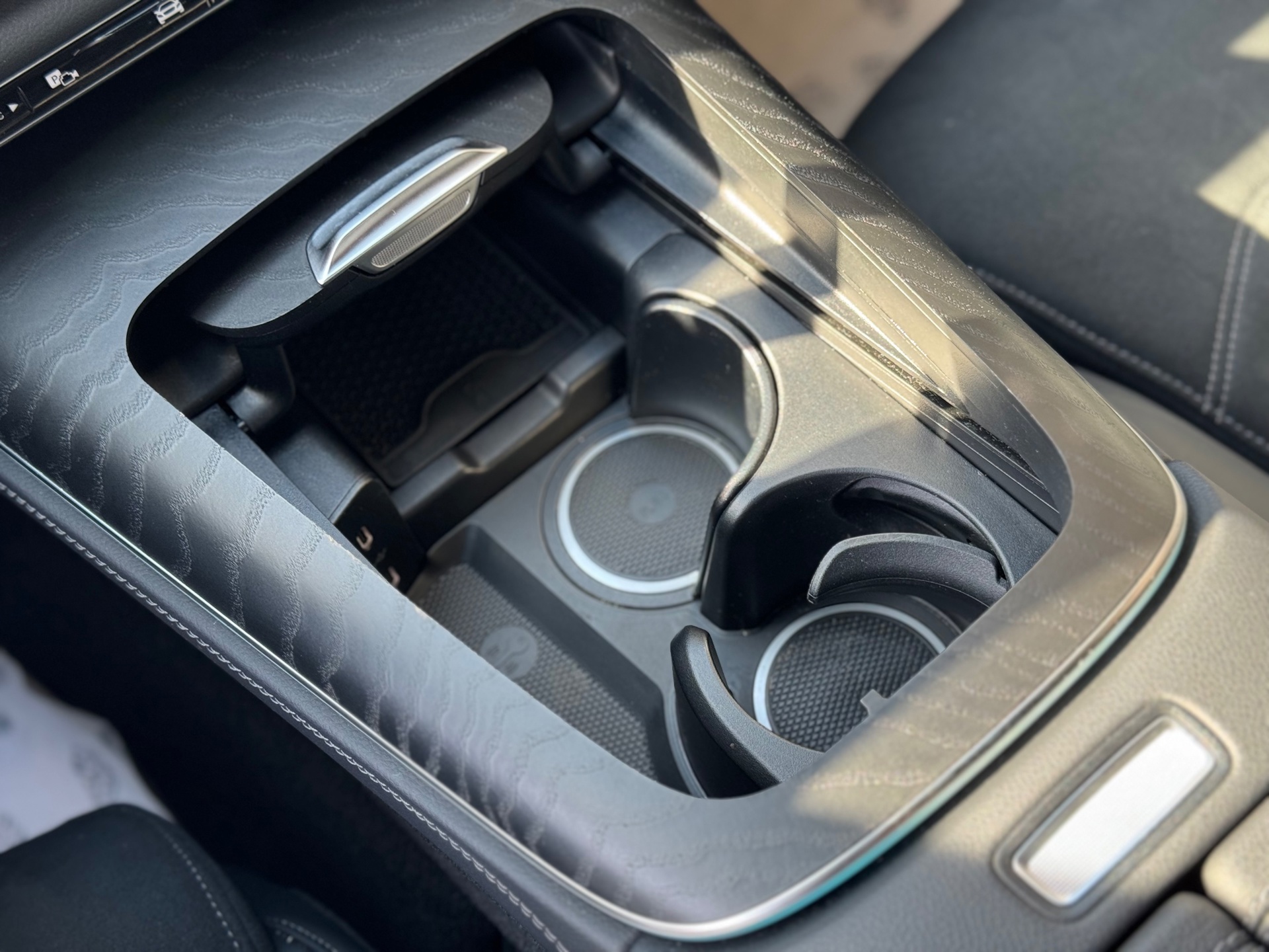 Foto van Mercedes-Benz E 200