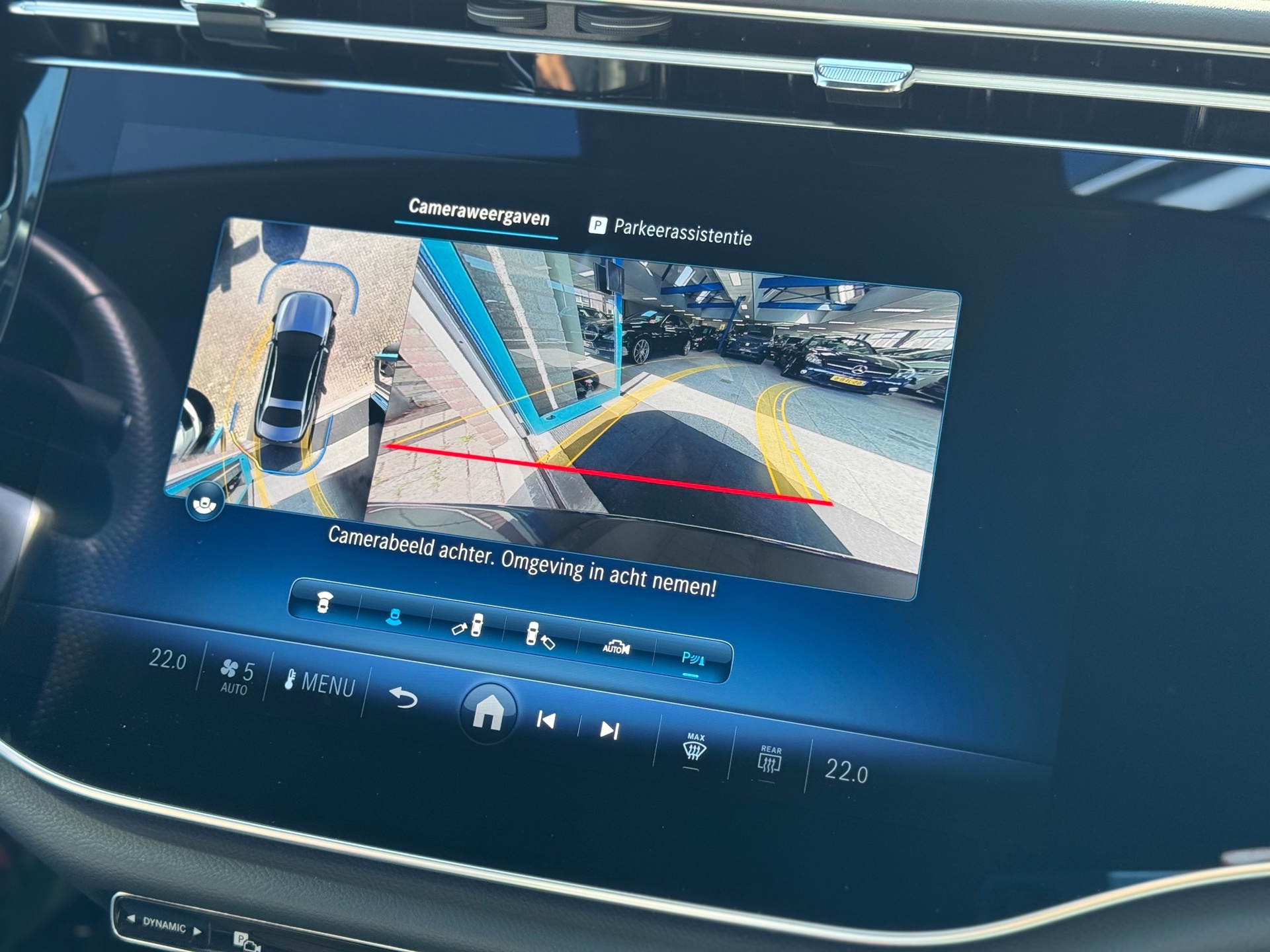 Foto van Mercedes-Benz E 200