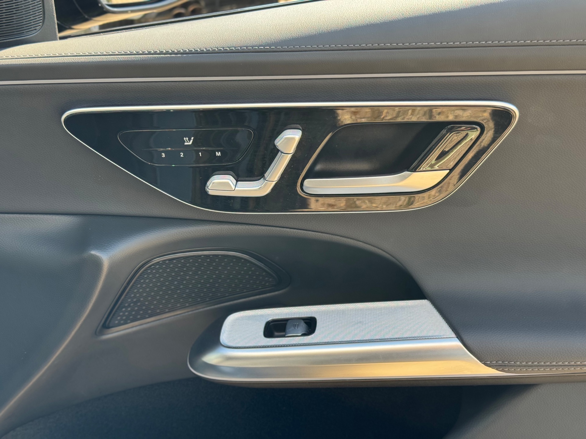 Foto van Mercedes-Benz E 200