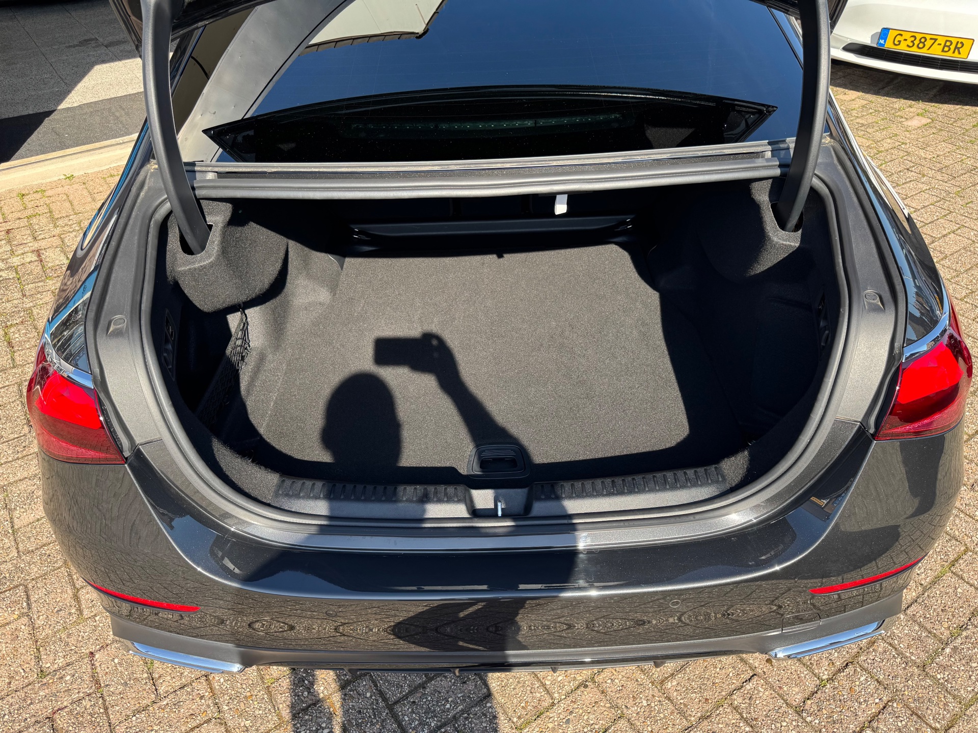 Foto van Mercedes-Benz E 200