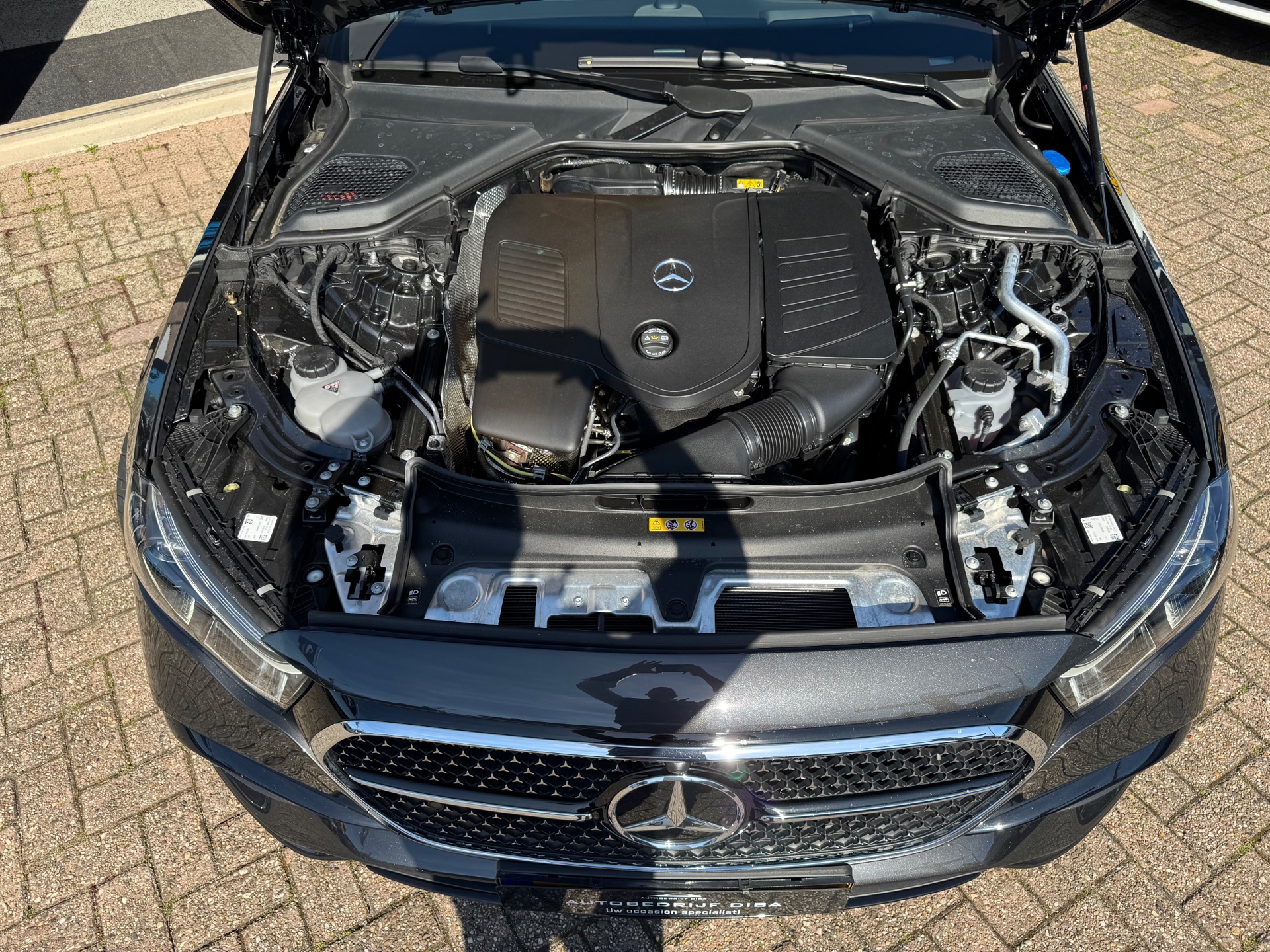 Foto van Mercedes-Benz E 200