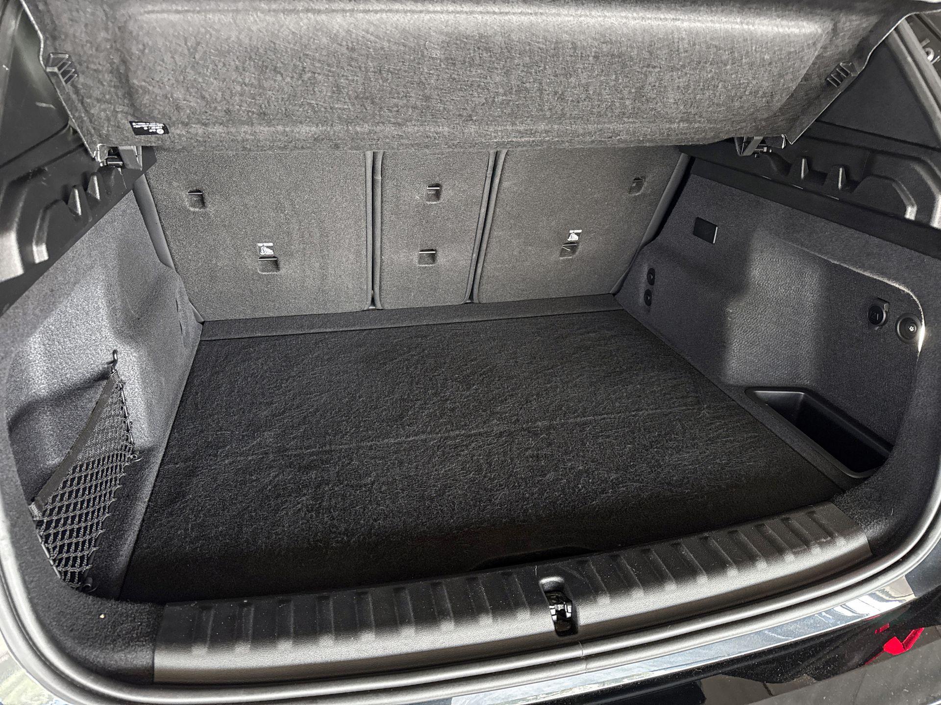 Foto van BMW Ix1