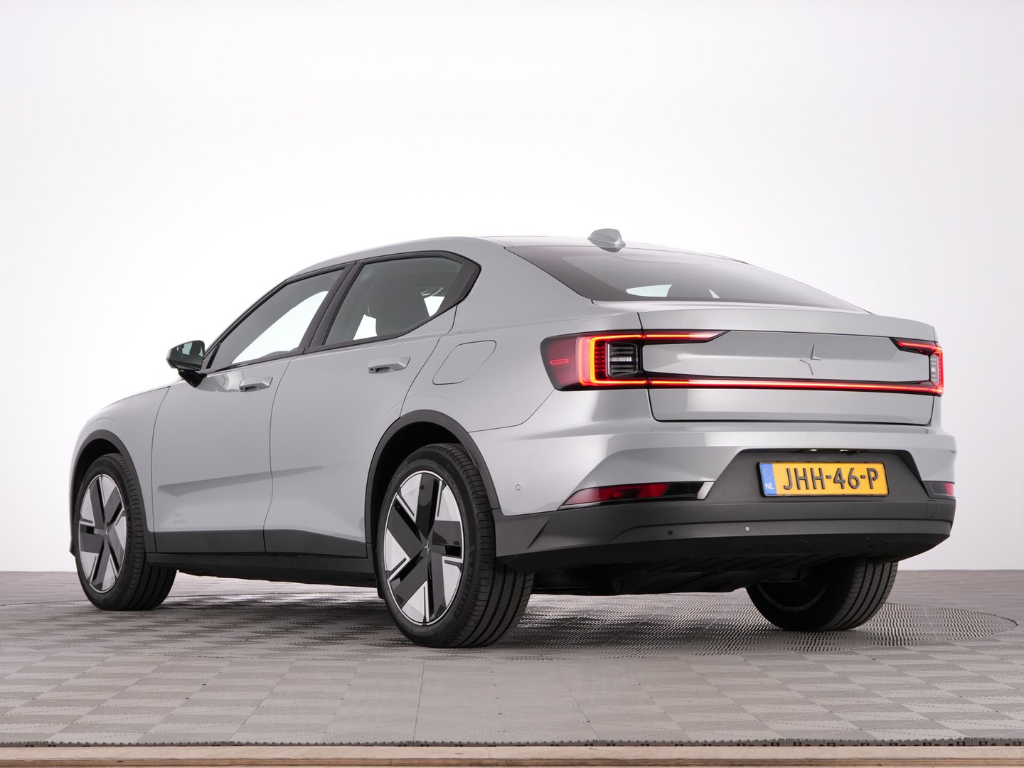Foto van Polestar 2