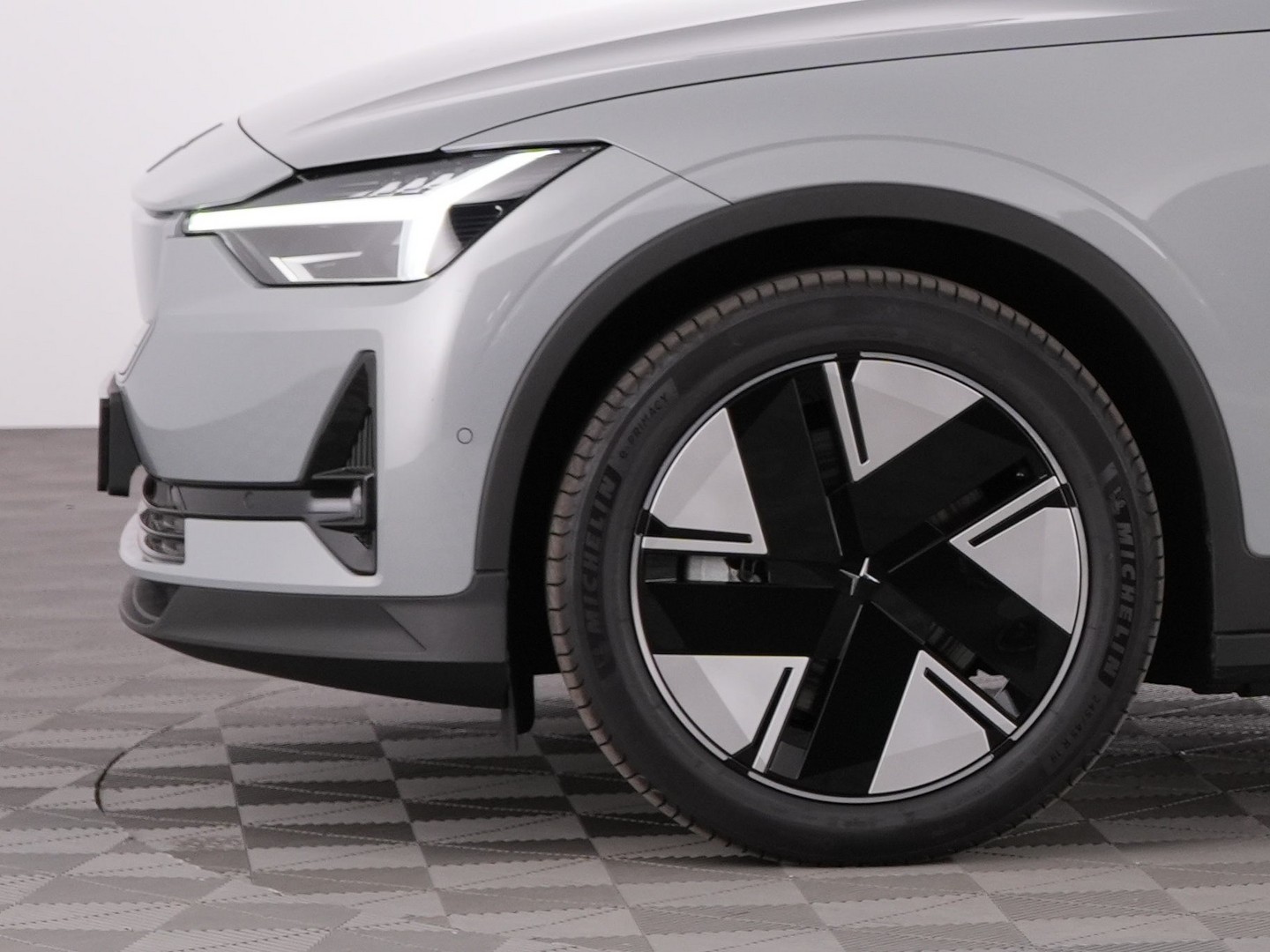 Foto van Polestar 2