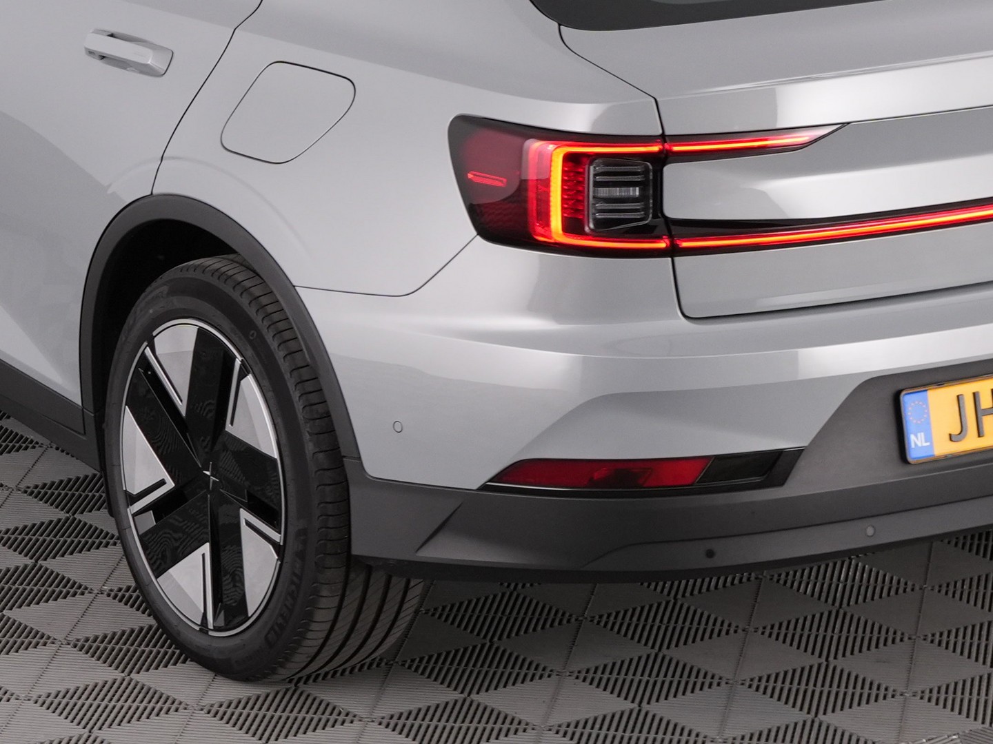 Foto van Polestar 2