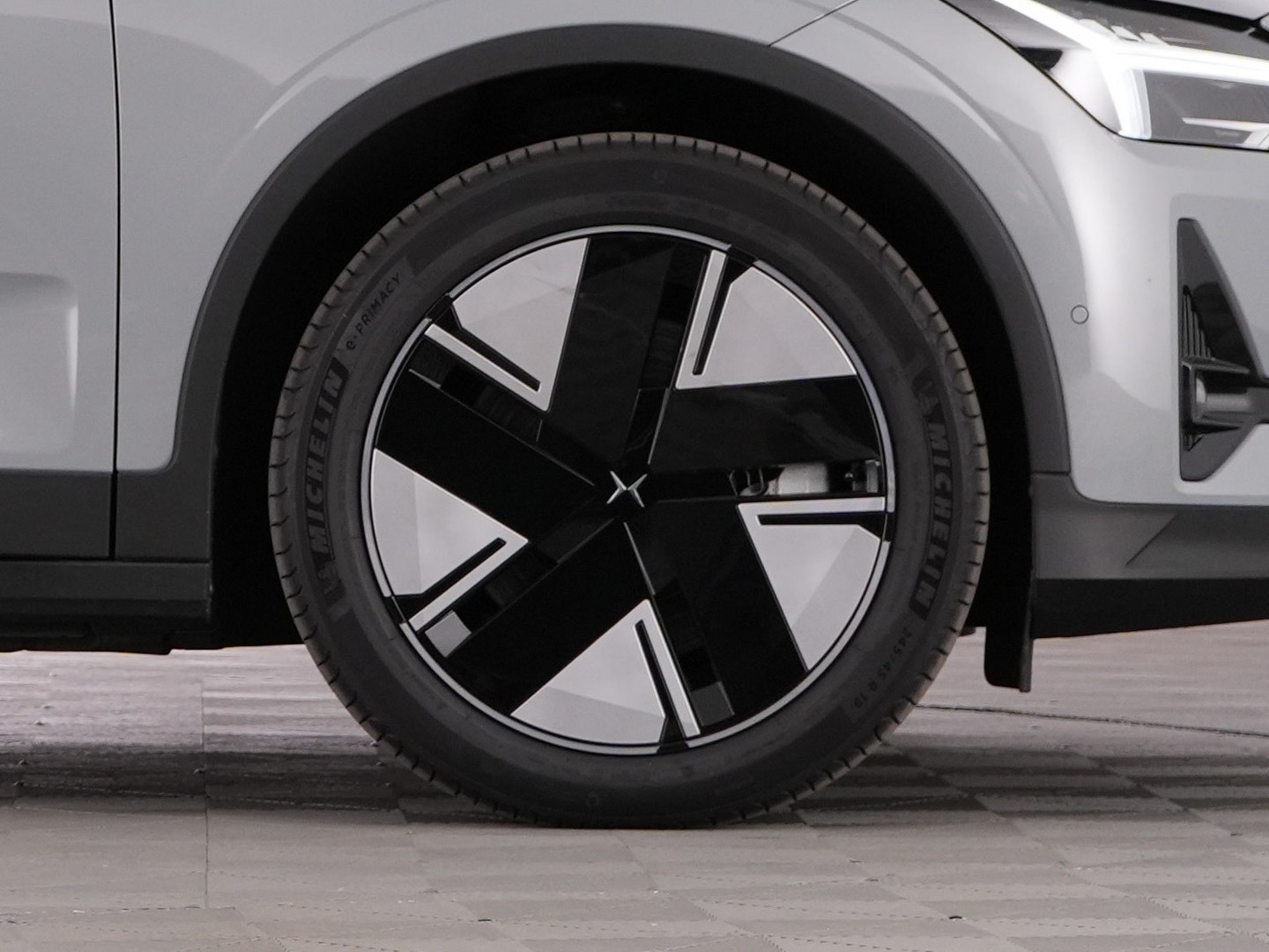 Foto van Polestar 2