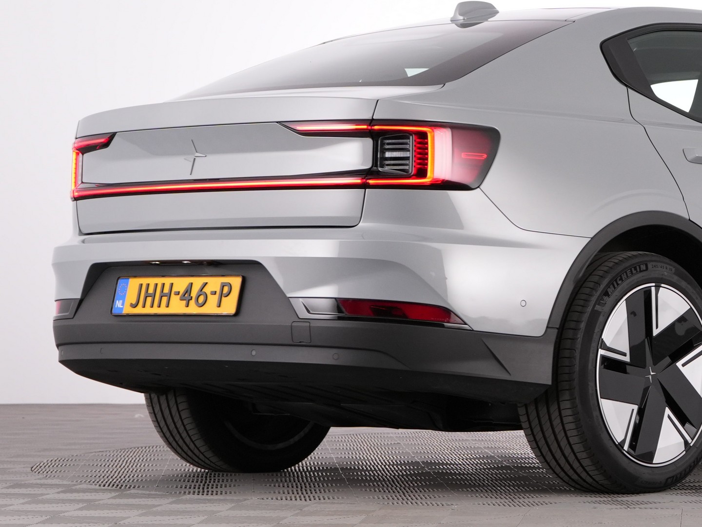 Foto van Polestar 2