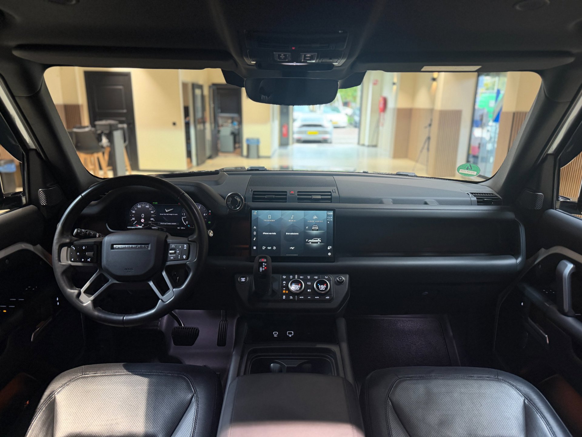 Foto van Land Rover Defender Hard Top