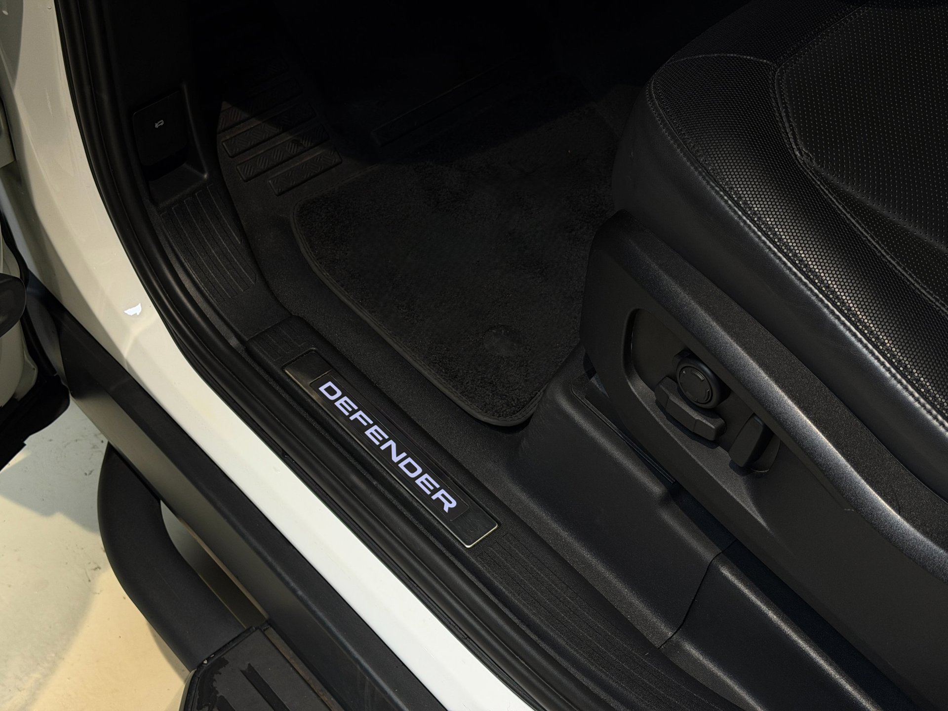 Foto van Land Rover Defender Hard Top