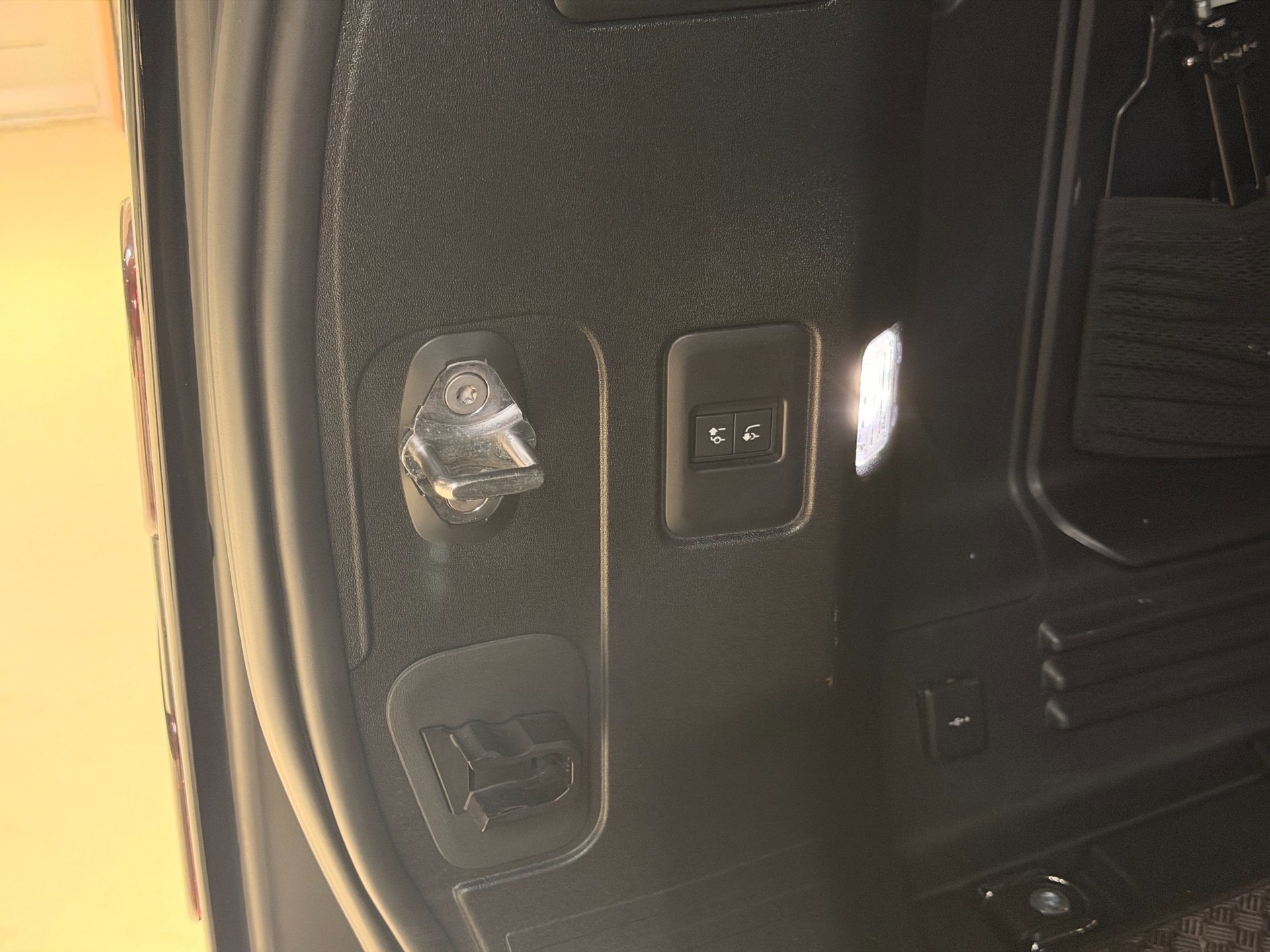 Foto van Land Rover Defender Hard Top
