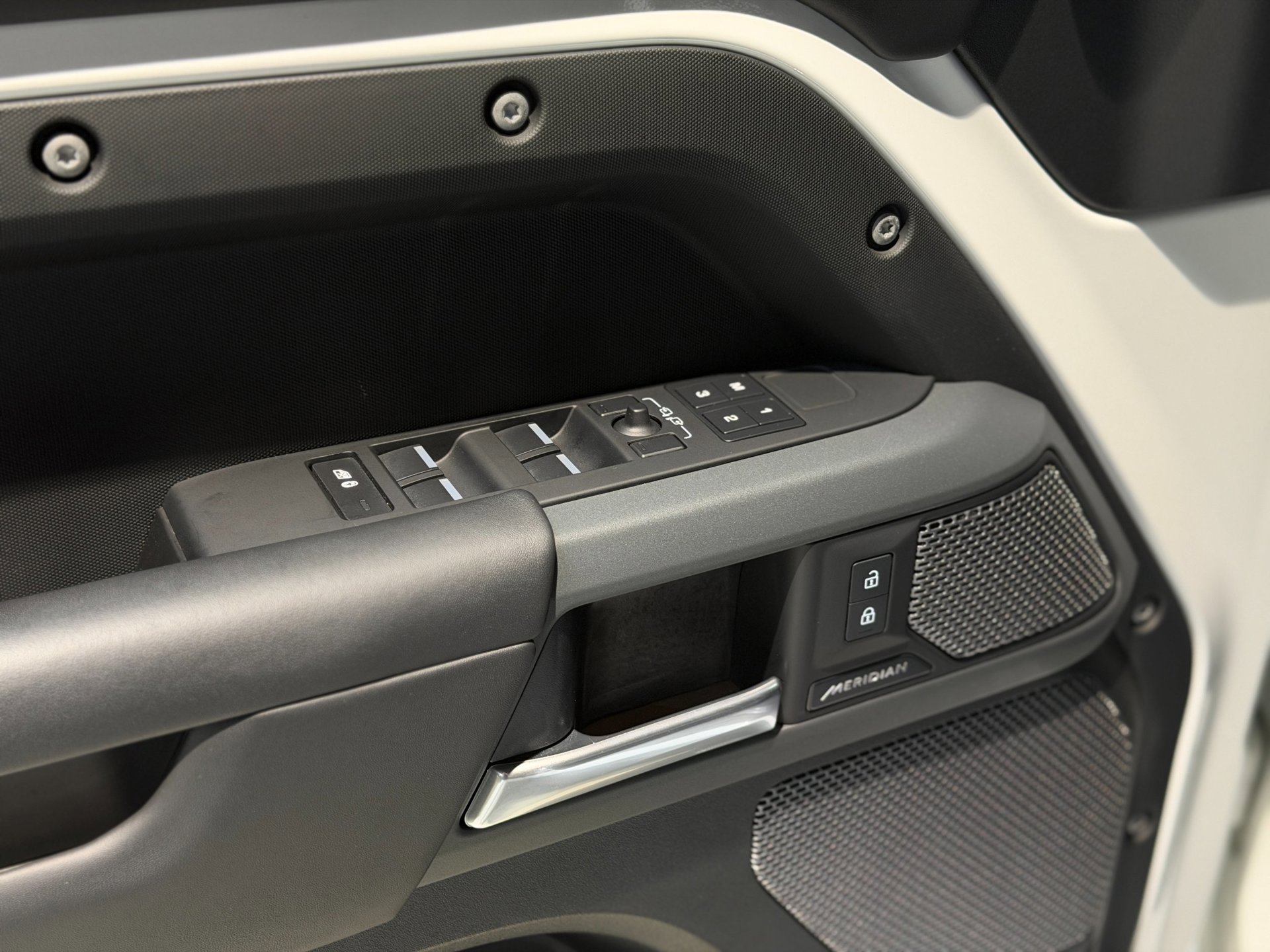 Foto van Land Rover Defender Hard Top