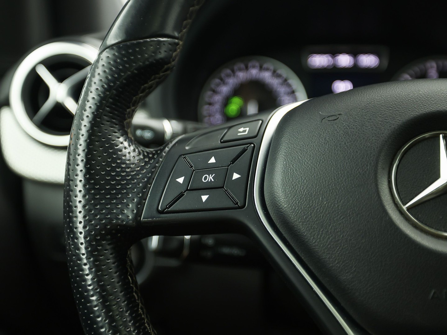 Foto van Mercedes-Benz B 180