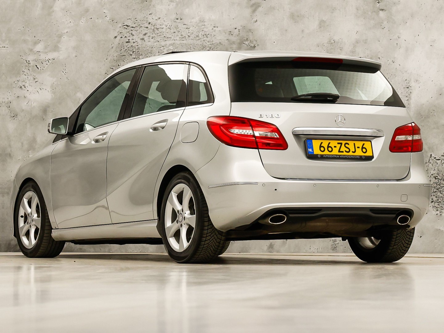 Foto van Mercedes-Benz B 180