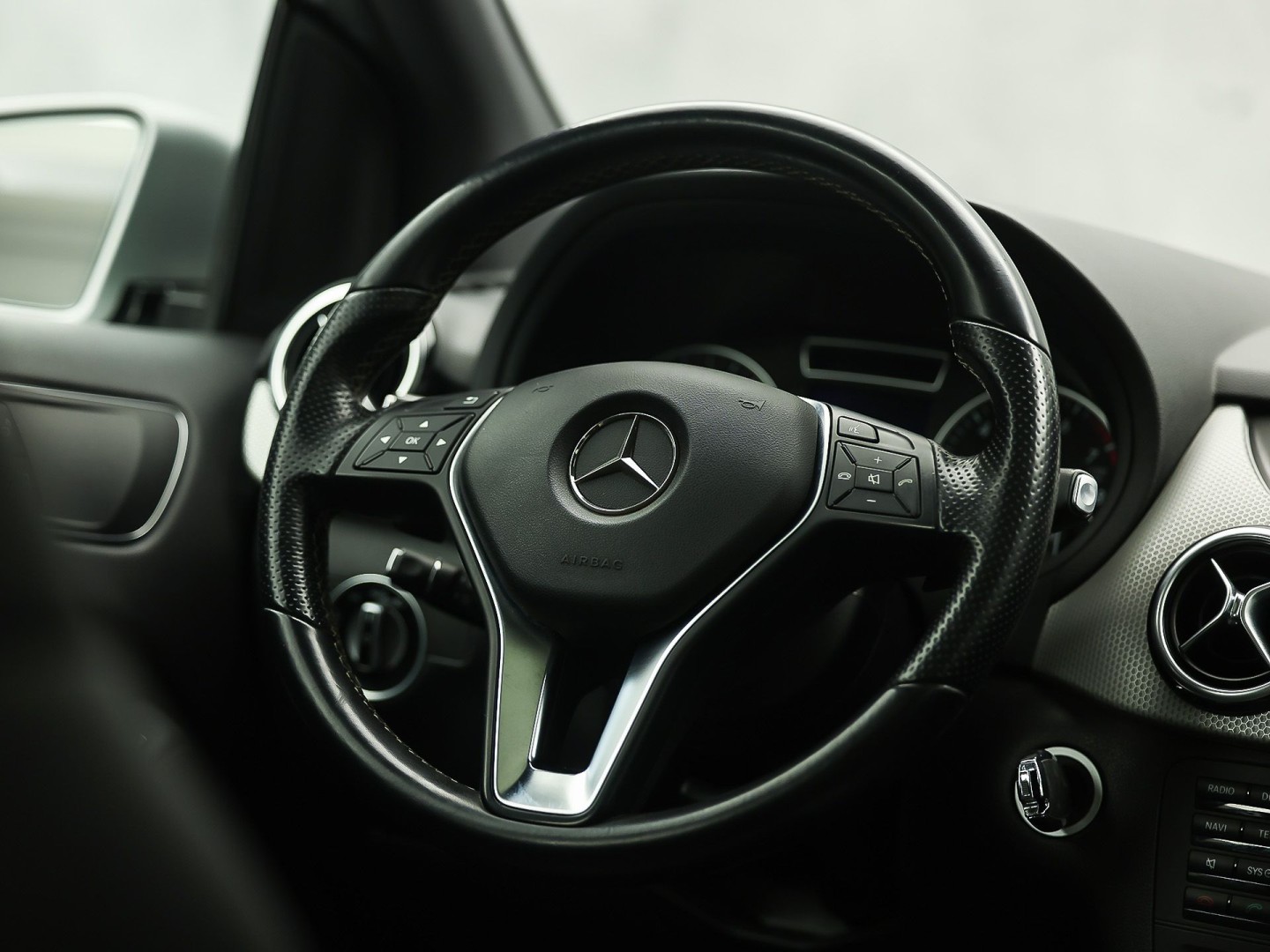 Foto van Mercedes-Benz B 180