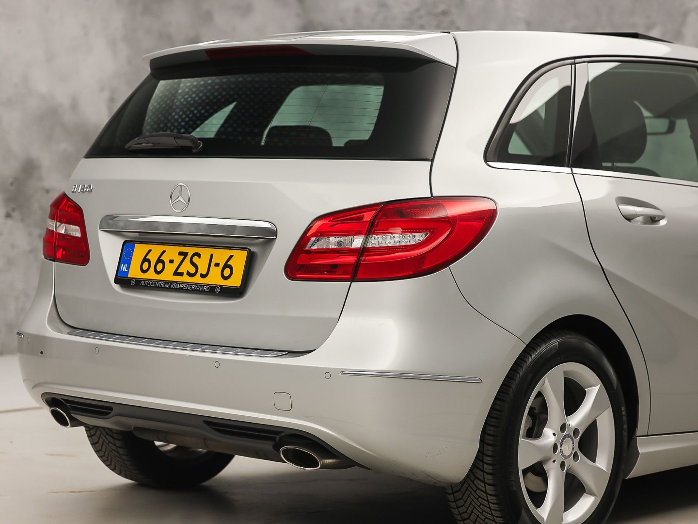Foto van Mercedes-Benz B 180