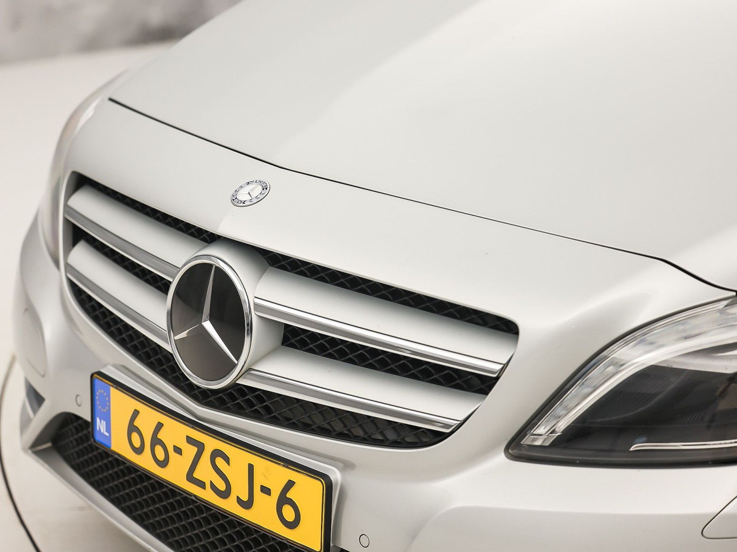 Foto van Mercedes-Benz B 180