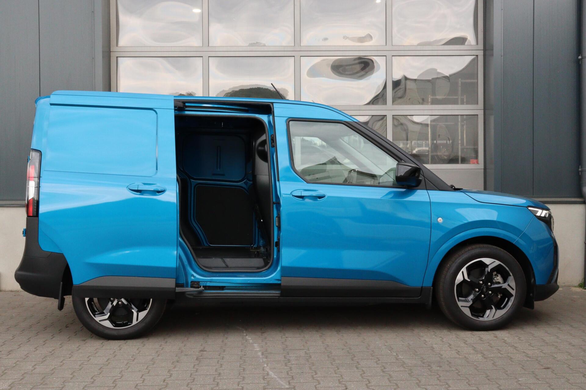 Foto van Ford E-transit Cour.