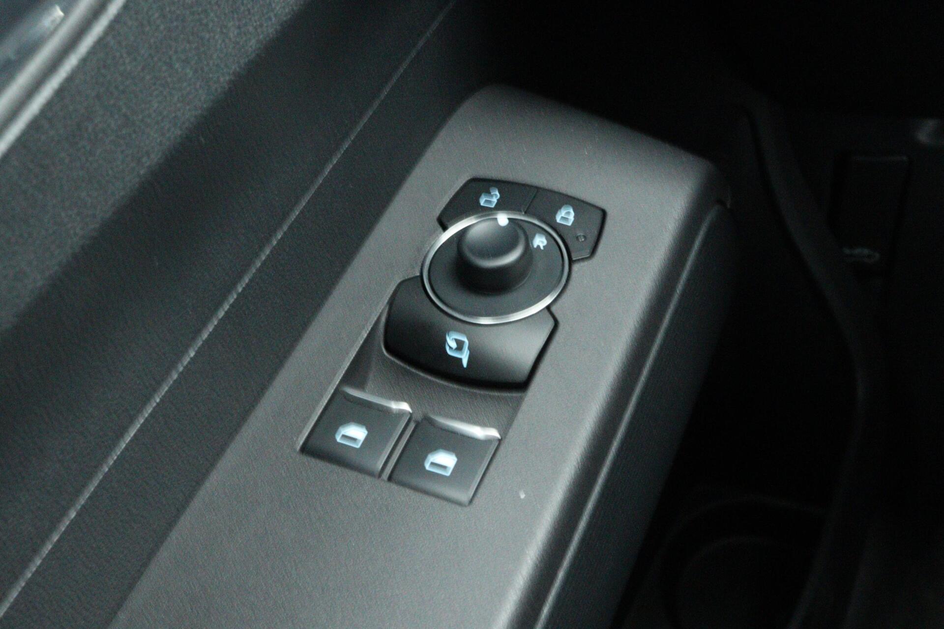 Foto van Ford E-transit Cour.