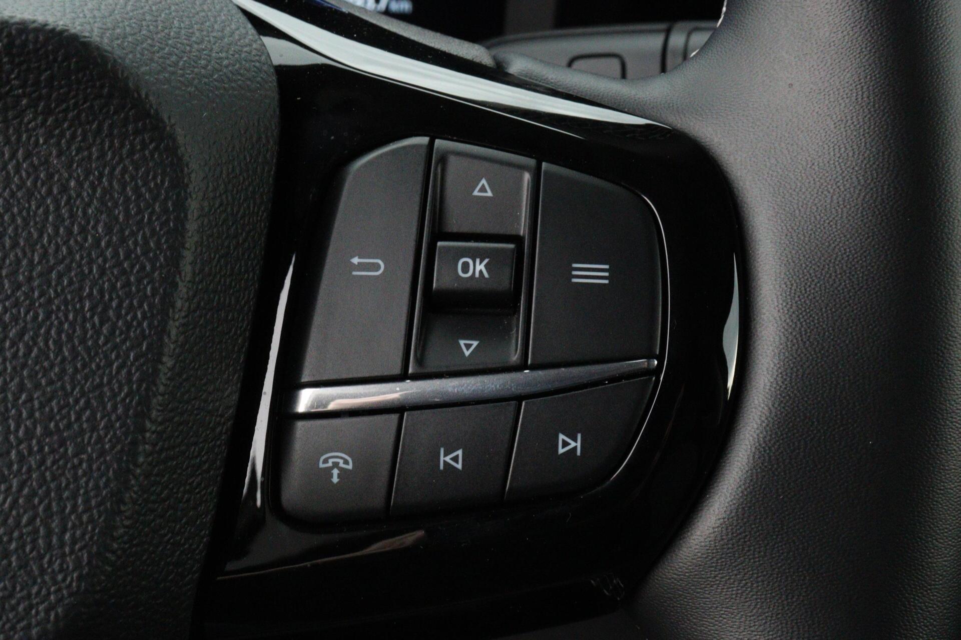 Foto van Ford E-transit Cour.