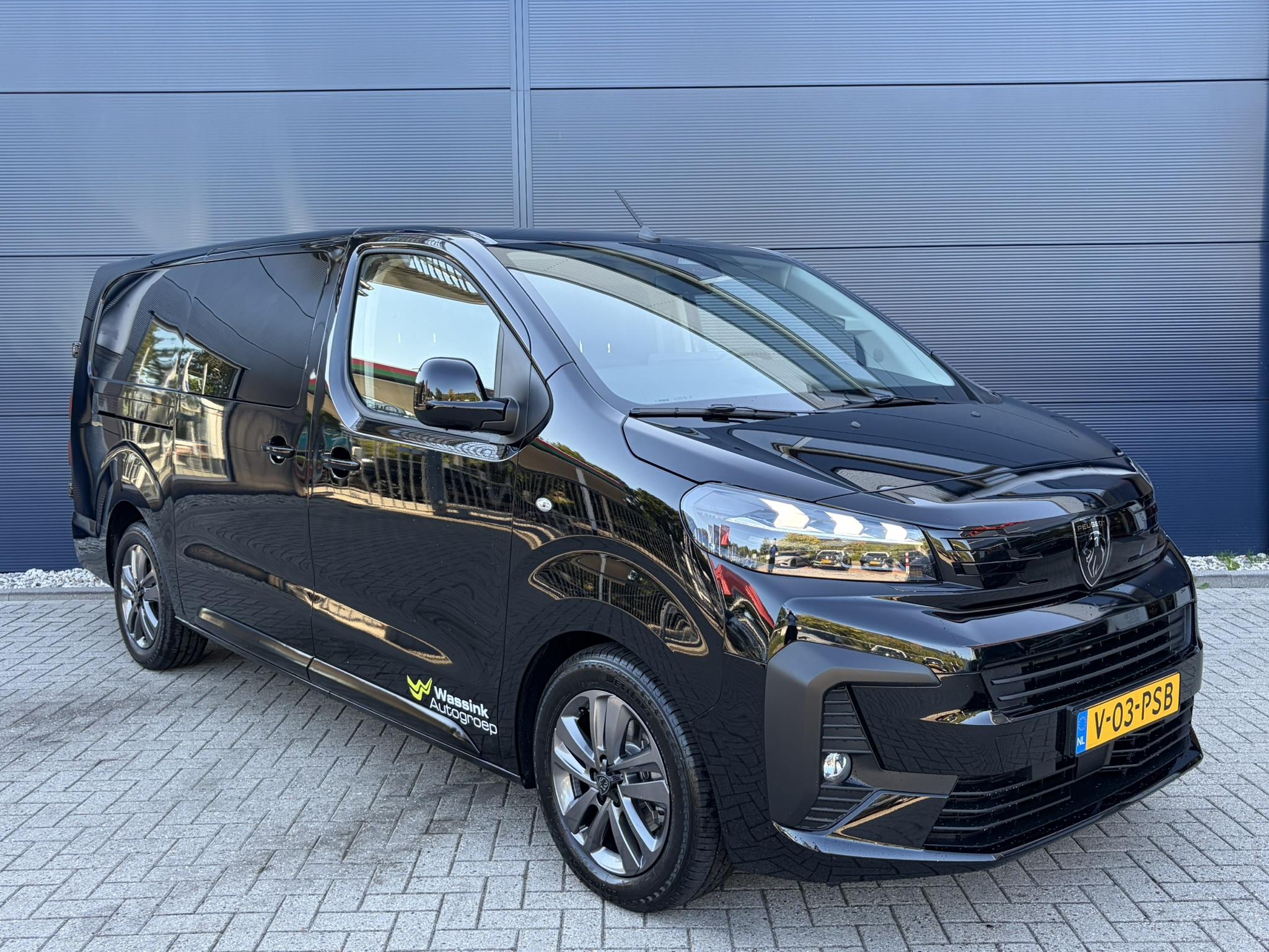 Foto van Peugeot E-expert