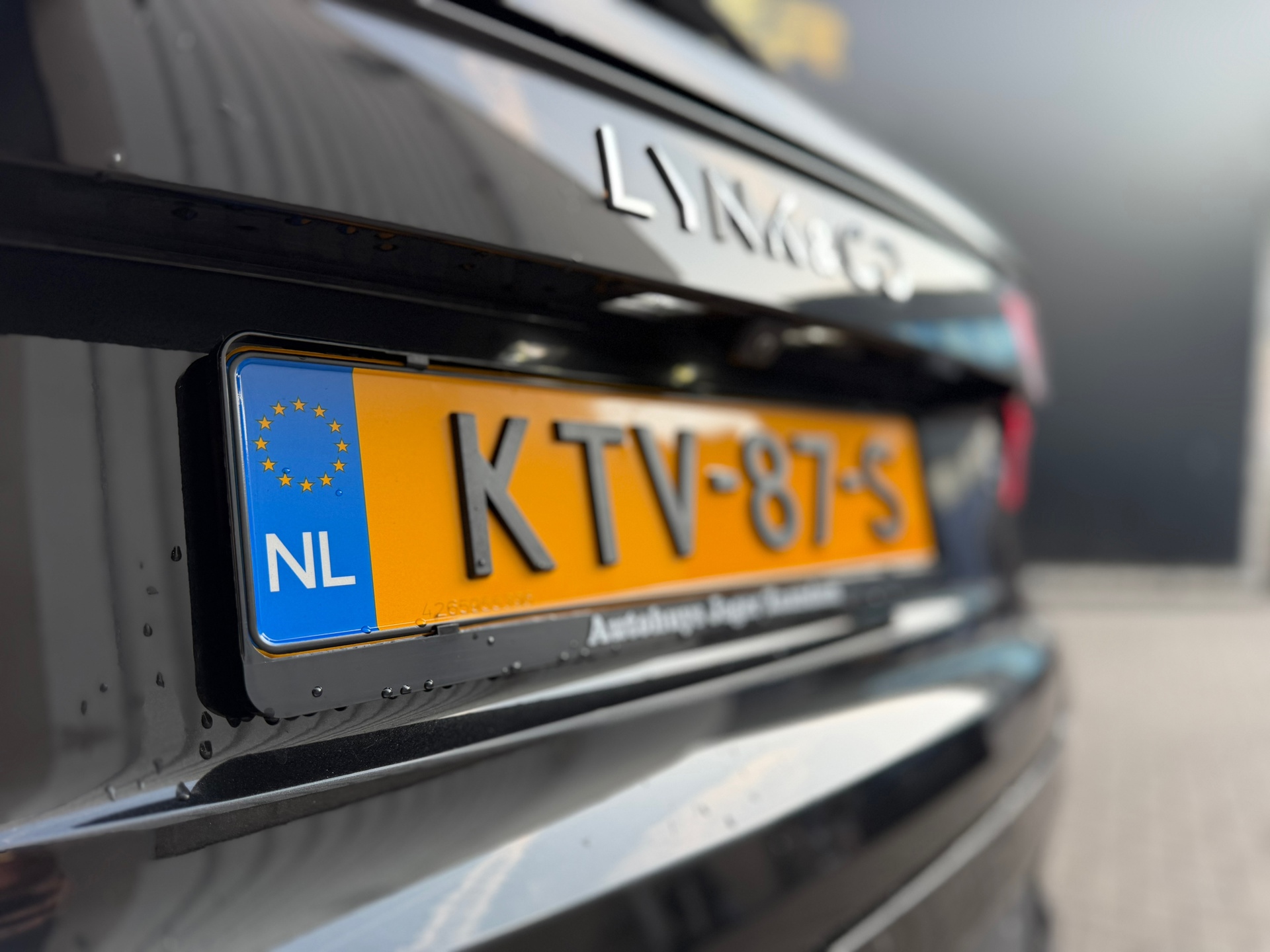 Foto van LYNK & Co 01