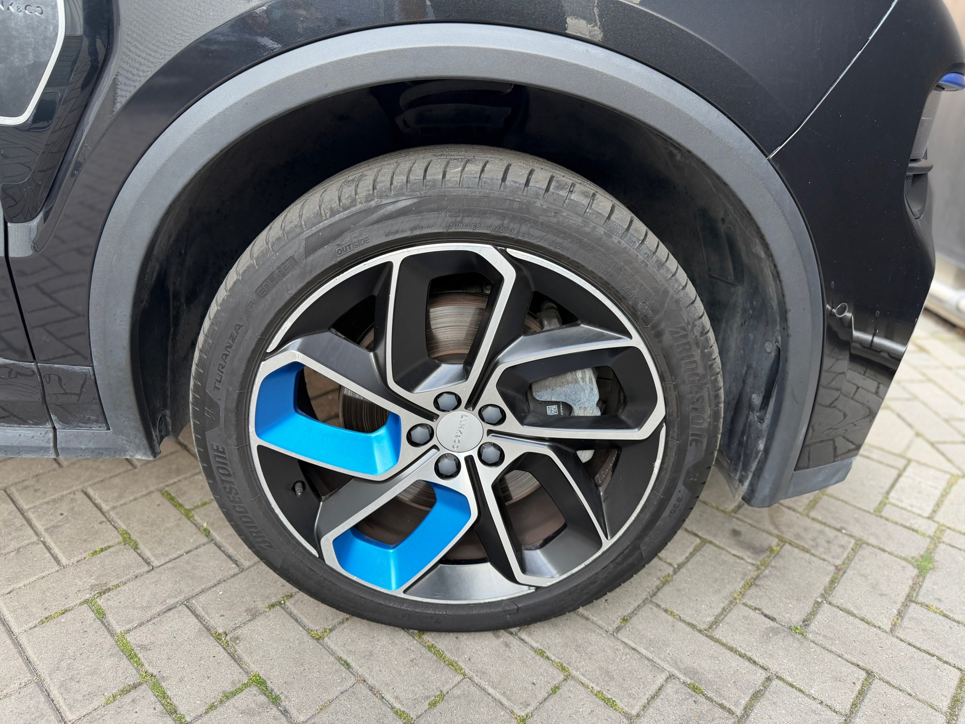 Foto van LYNK & Co 01