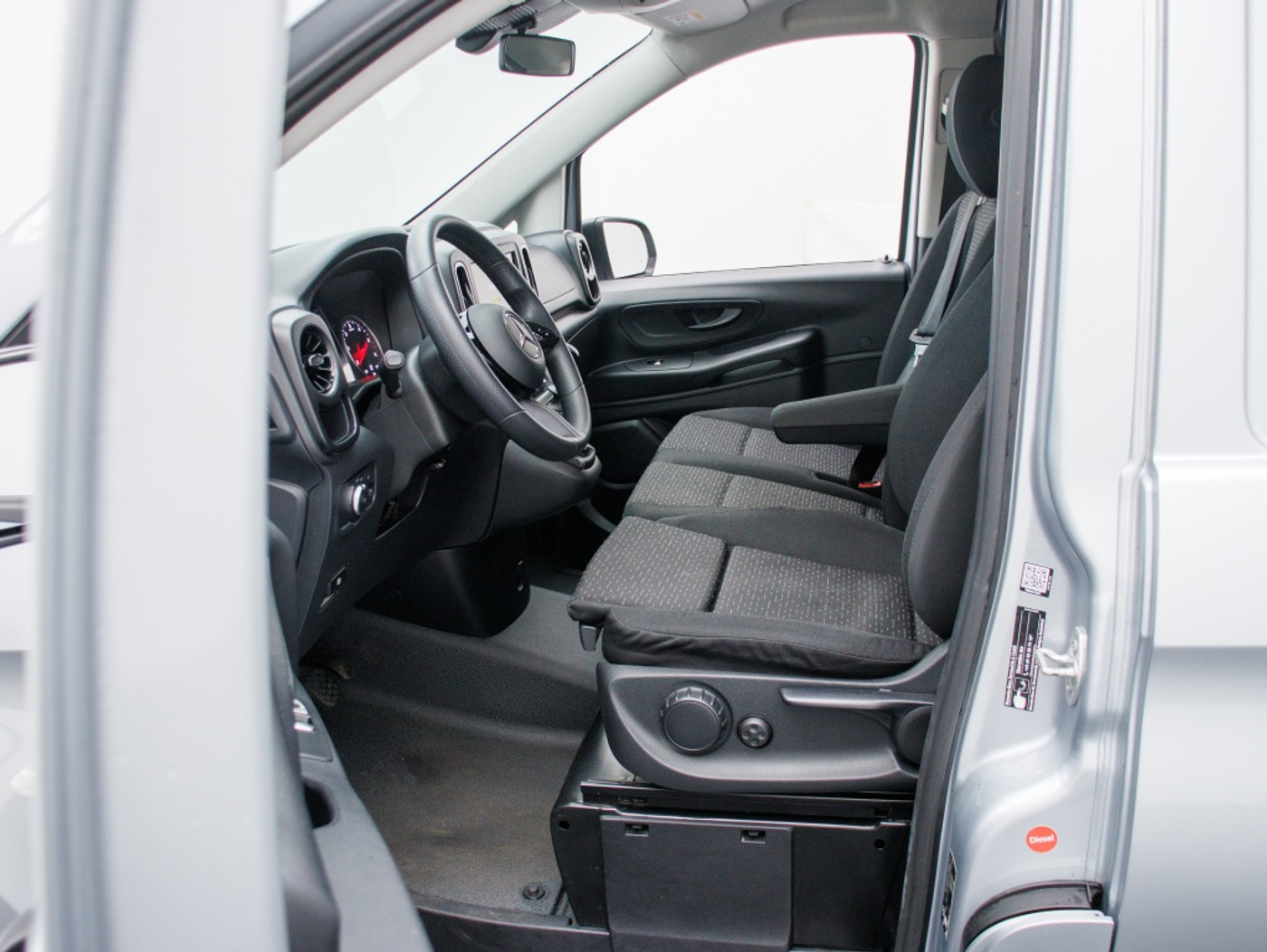 Foto van Mercedes-Benz Vito Gesloten Bestelwagen