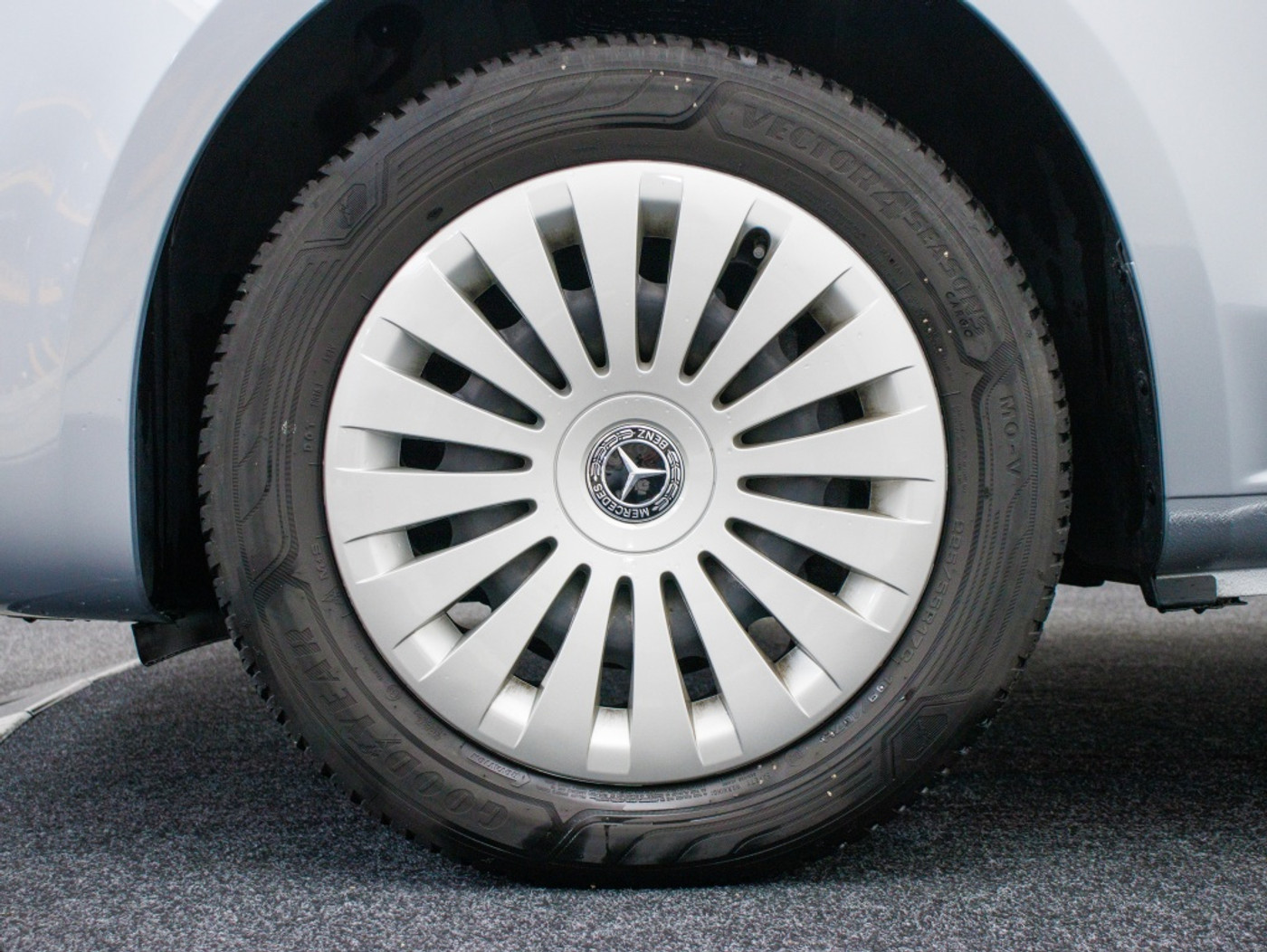 Foto van Mercedes-Benz Vito Gesloten Bestelwagen